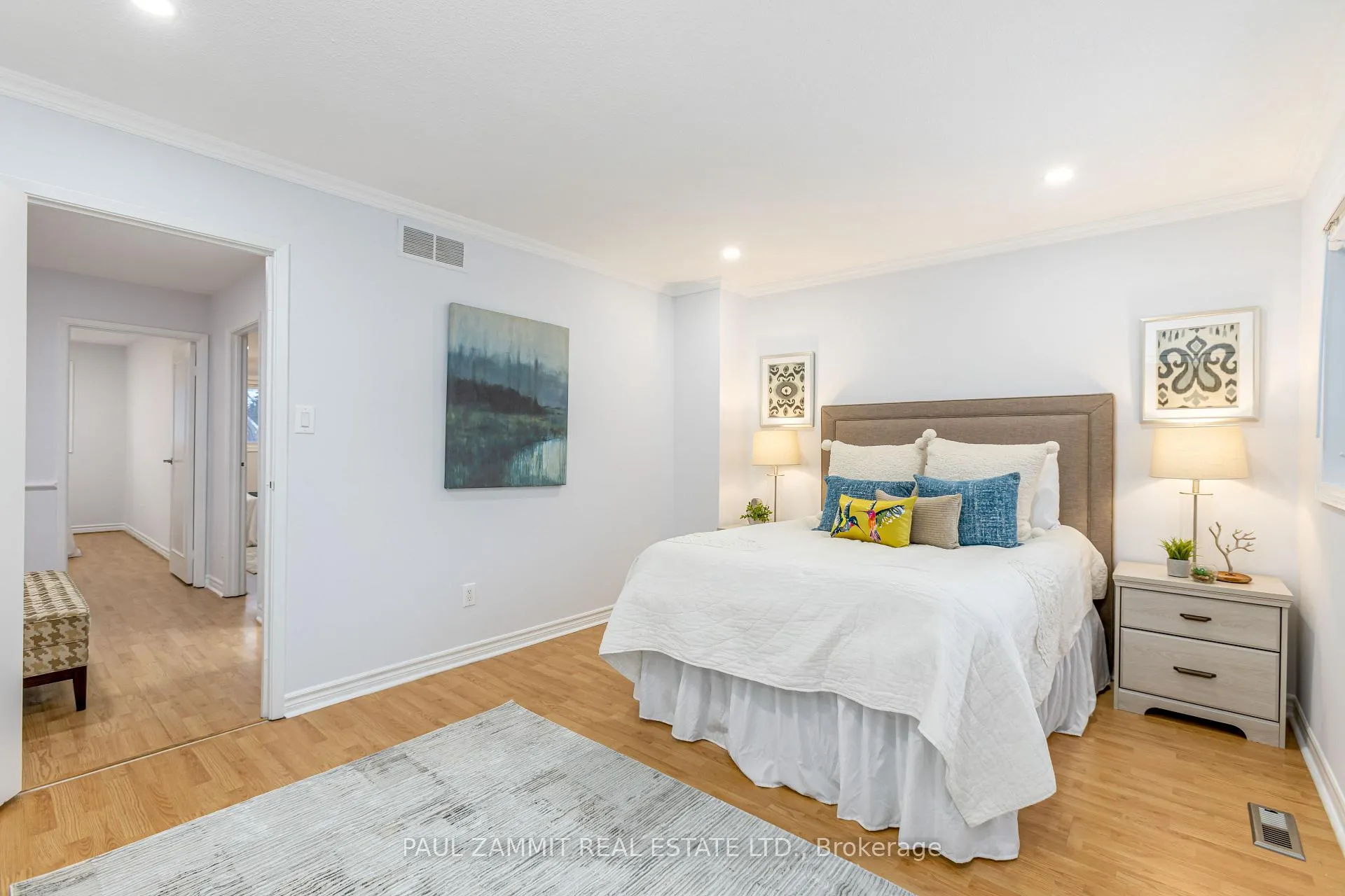 Photo 18 of 24 West Borough Street, Markham, Aileen-Willowbrook — HOMEH