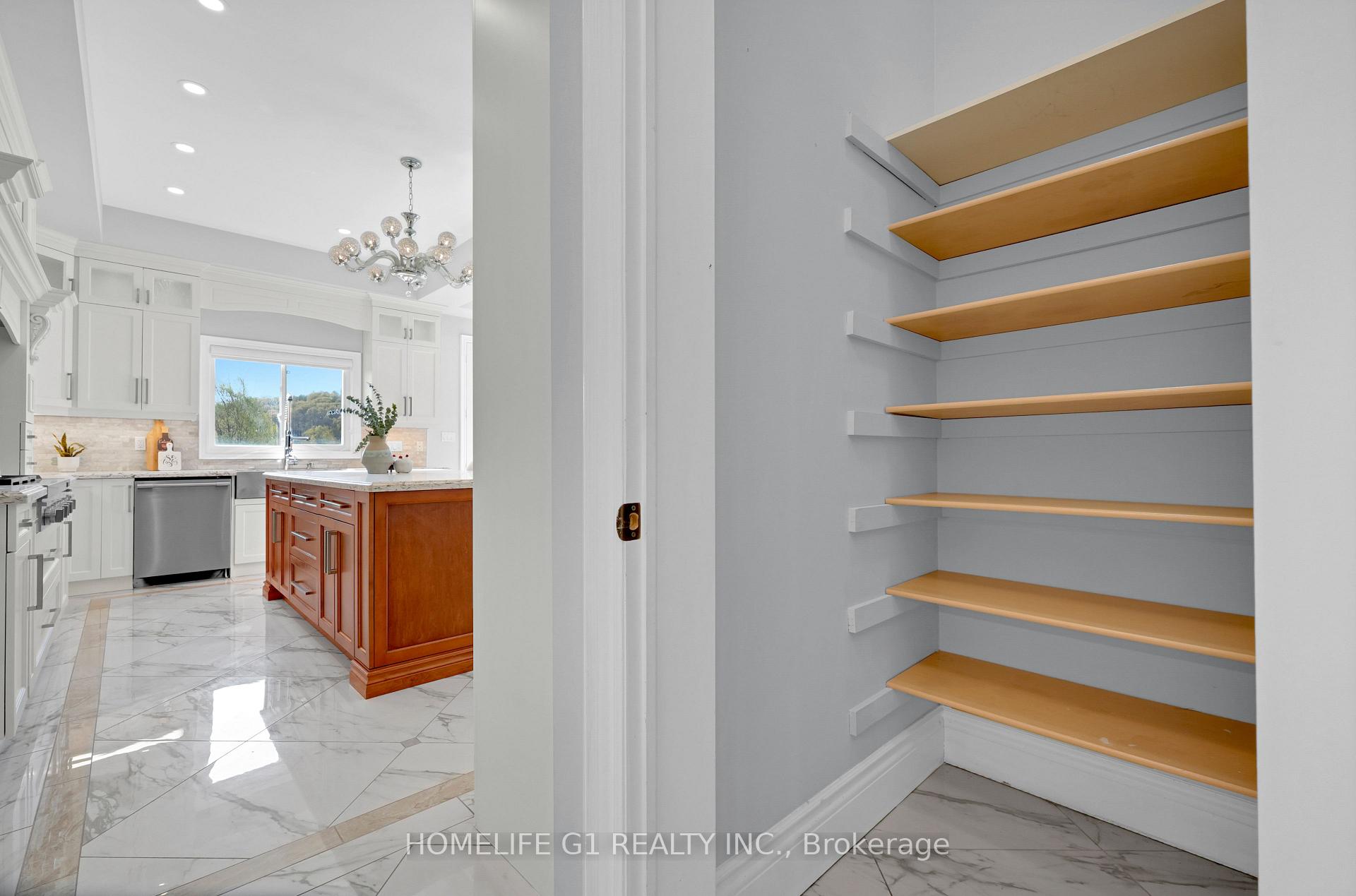 Photo 17 of 7 Riesling Court, Hamilton, Gershome — HOMEH