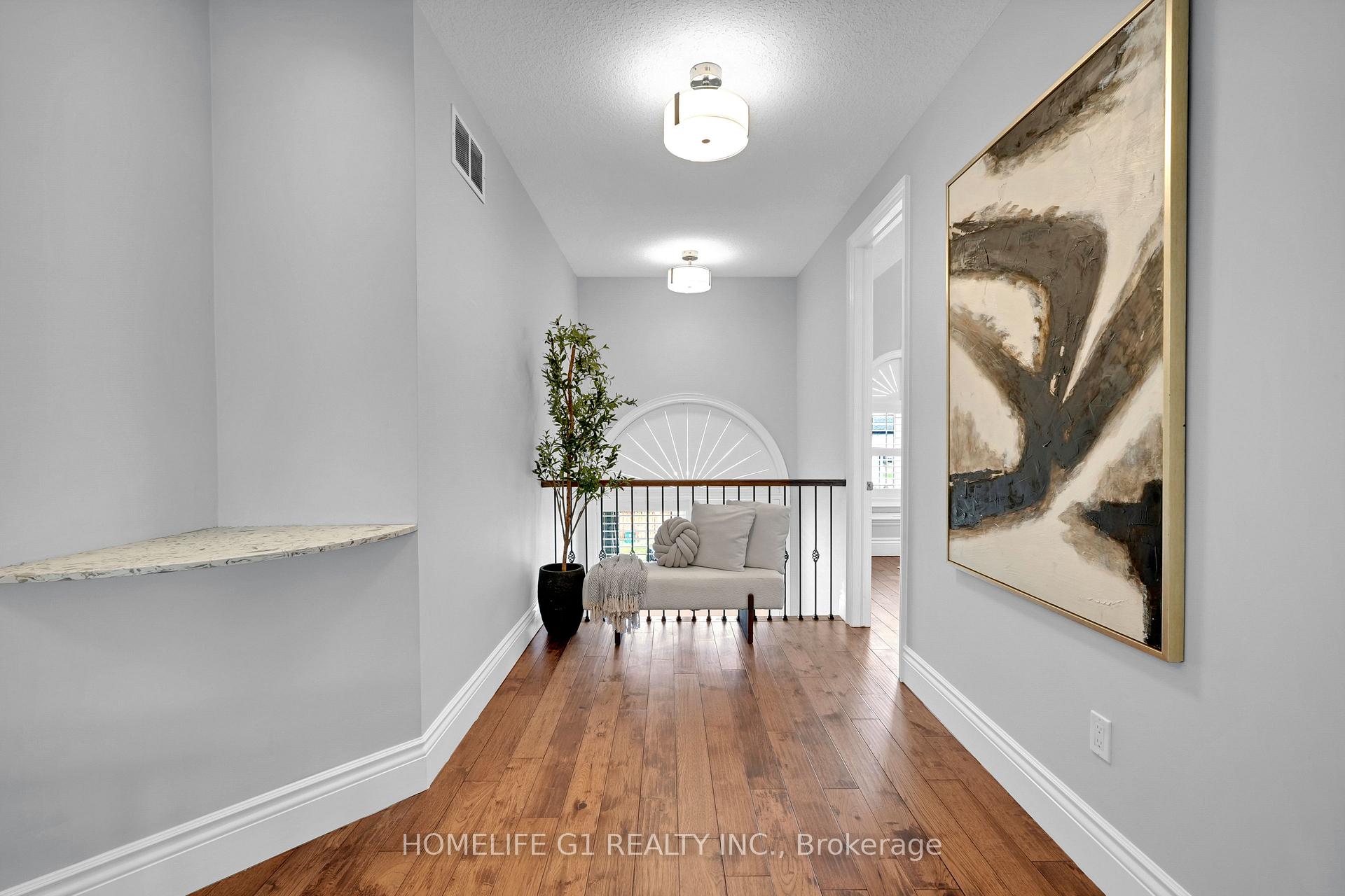 Photo 23 of 7 Riesling Court, Hamilton, Gershome — HOMEH