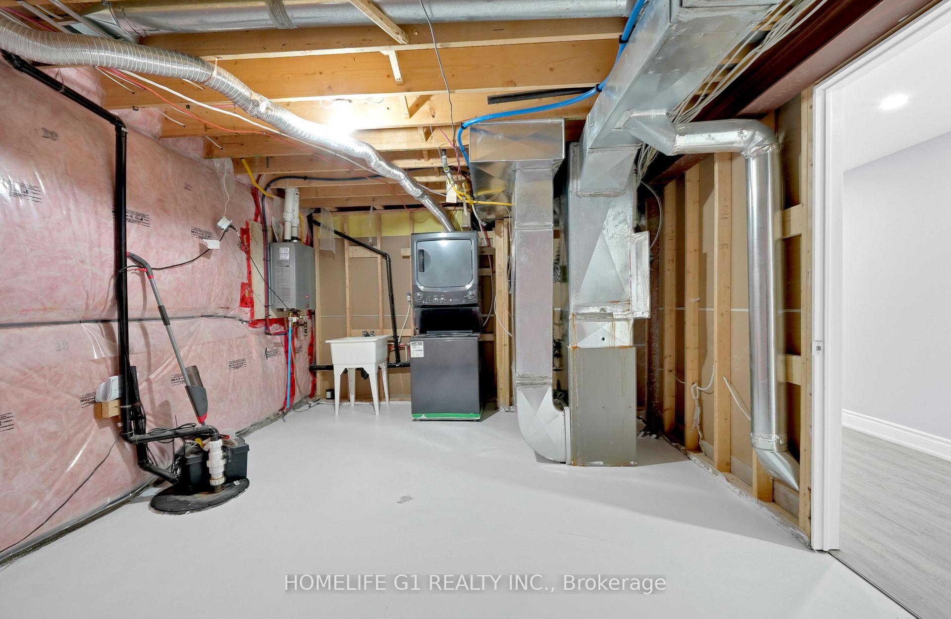 Photo 47 of 7 Riesling Court, Hamilton, Gershome — HOMEH