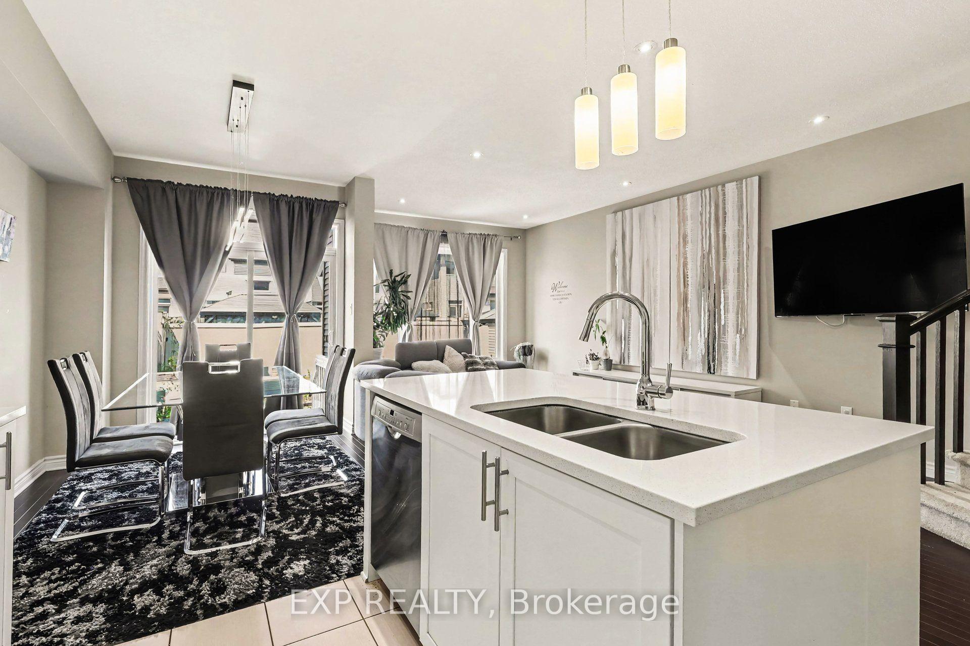 Photo 10 of 253 Shinleaf Crescent, Ottawa, Mer Bleue/Bradley Estates/Anderson Park — HOMEH