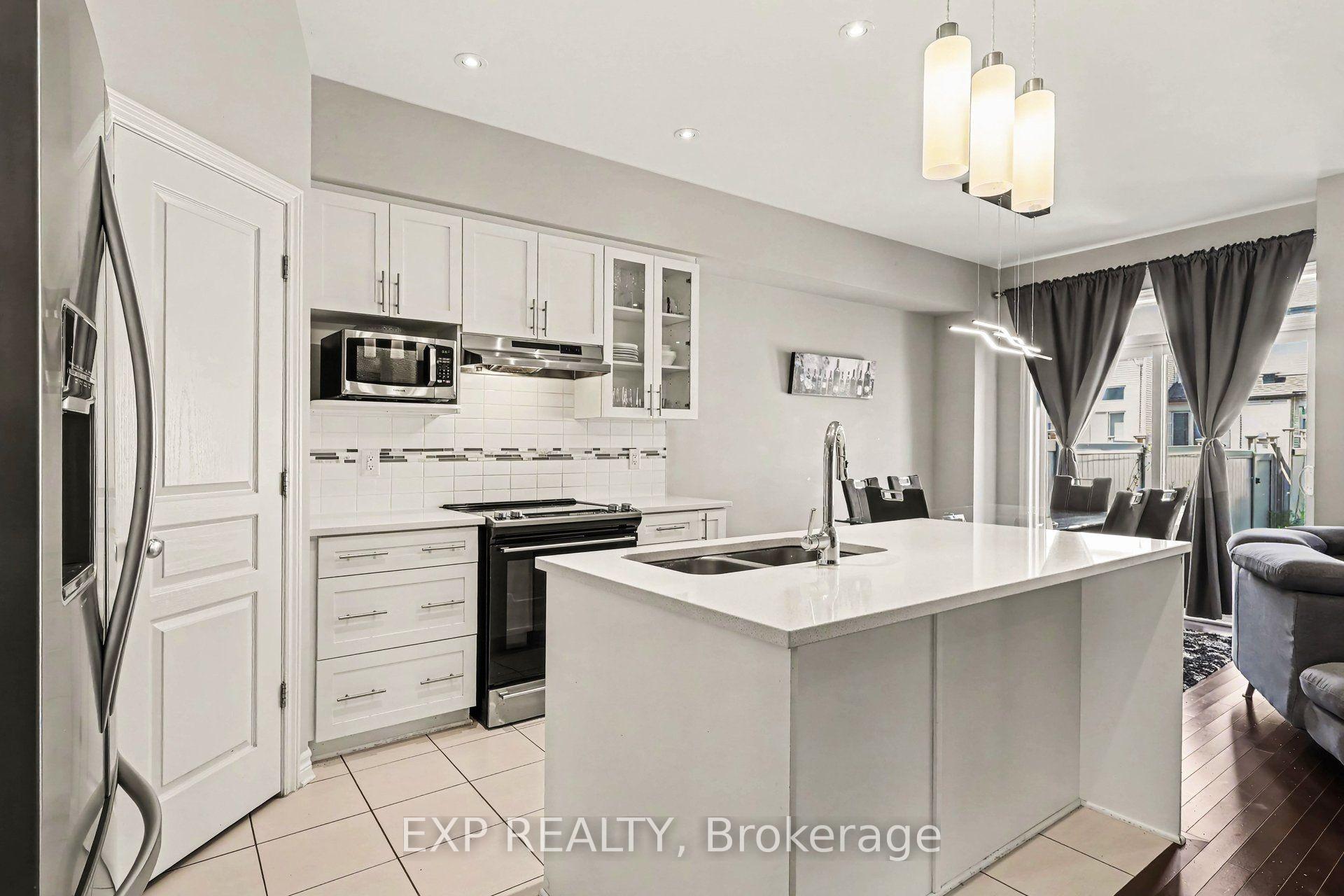 Photo 11 of 253 Shinleaf Crescent, Ottawa, Mer Bleue/Bradley Estates/Anderson Park — HOMEH