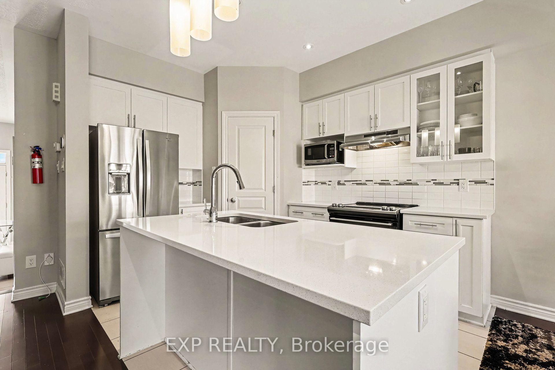 Photo 12 of 253 Shinleaf Crescent, Ottawa, Mer Bleue/Bradley Estates/Anderson Park — HOMEH