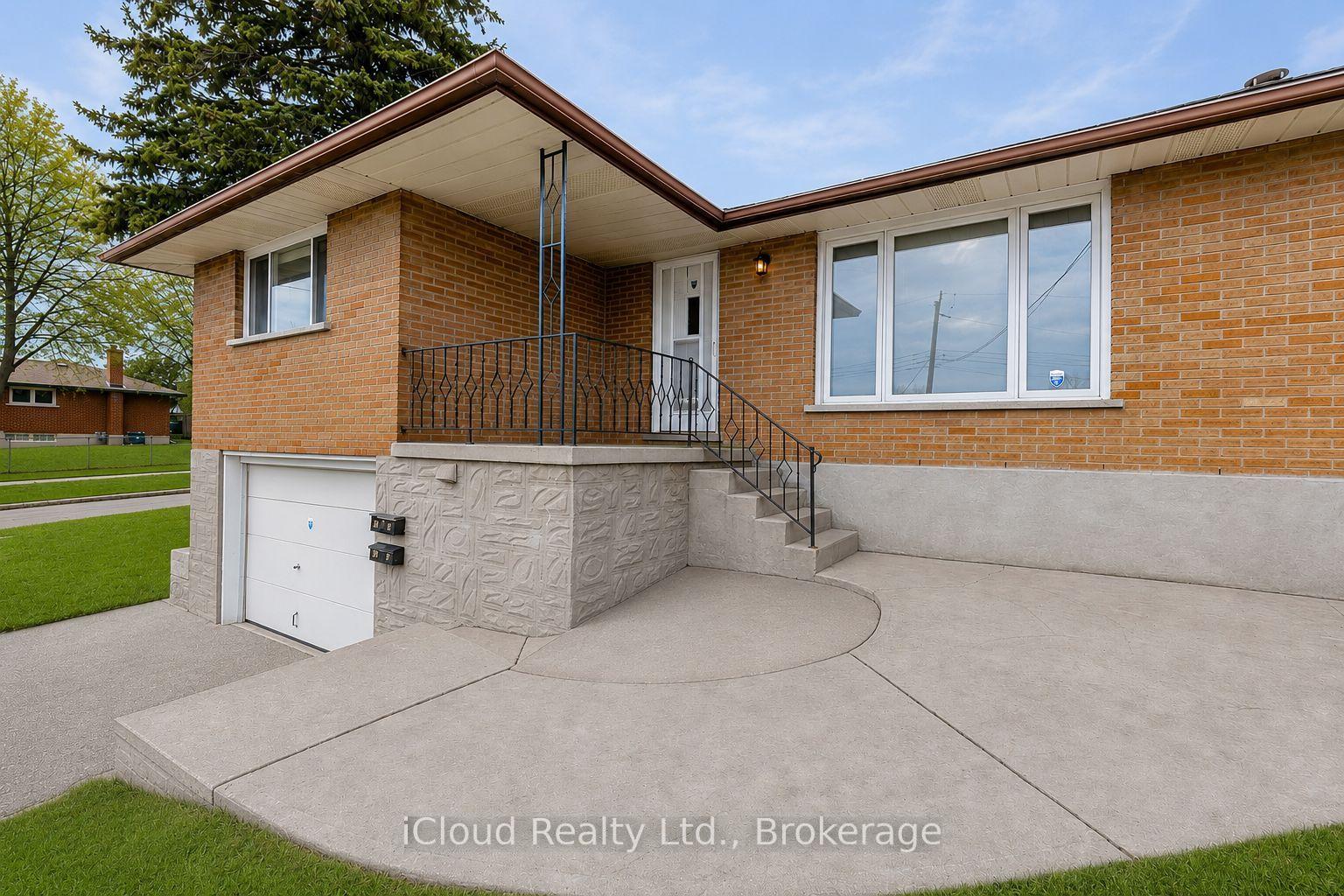 Photo 2 of 28 Hoffman Street, Kitchener, Southdale — HOMEH