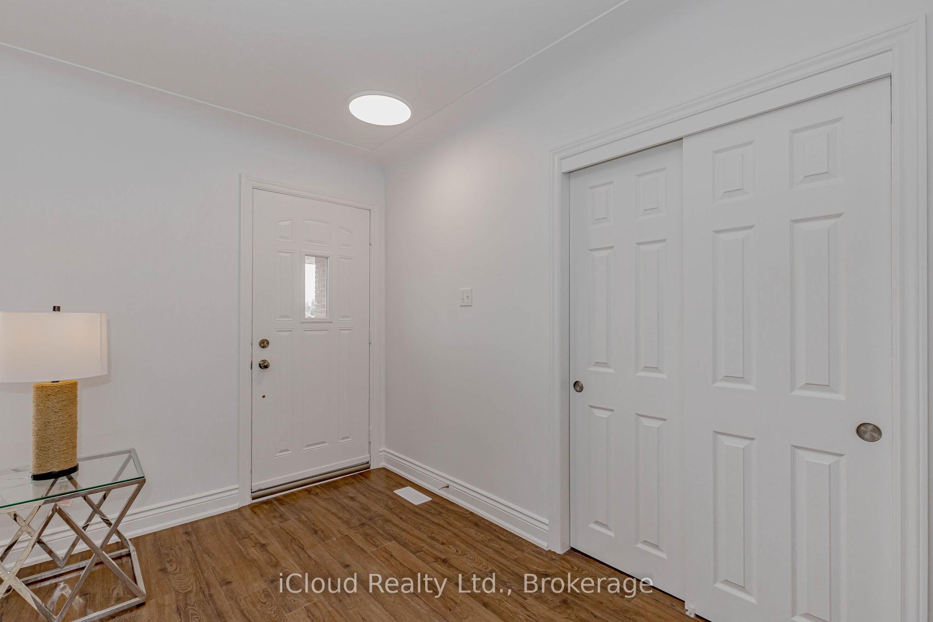 Photo 12 of 28 Hoffman Street, Kitchener, Southdale — HOMEH