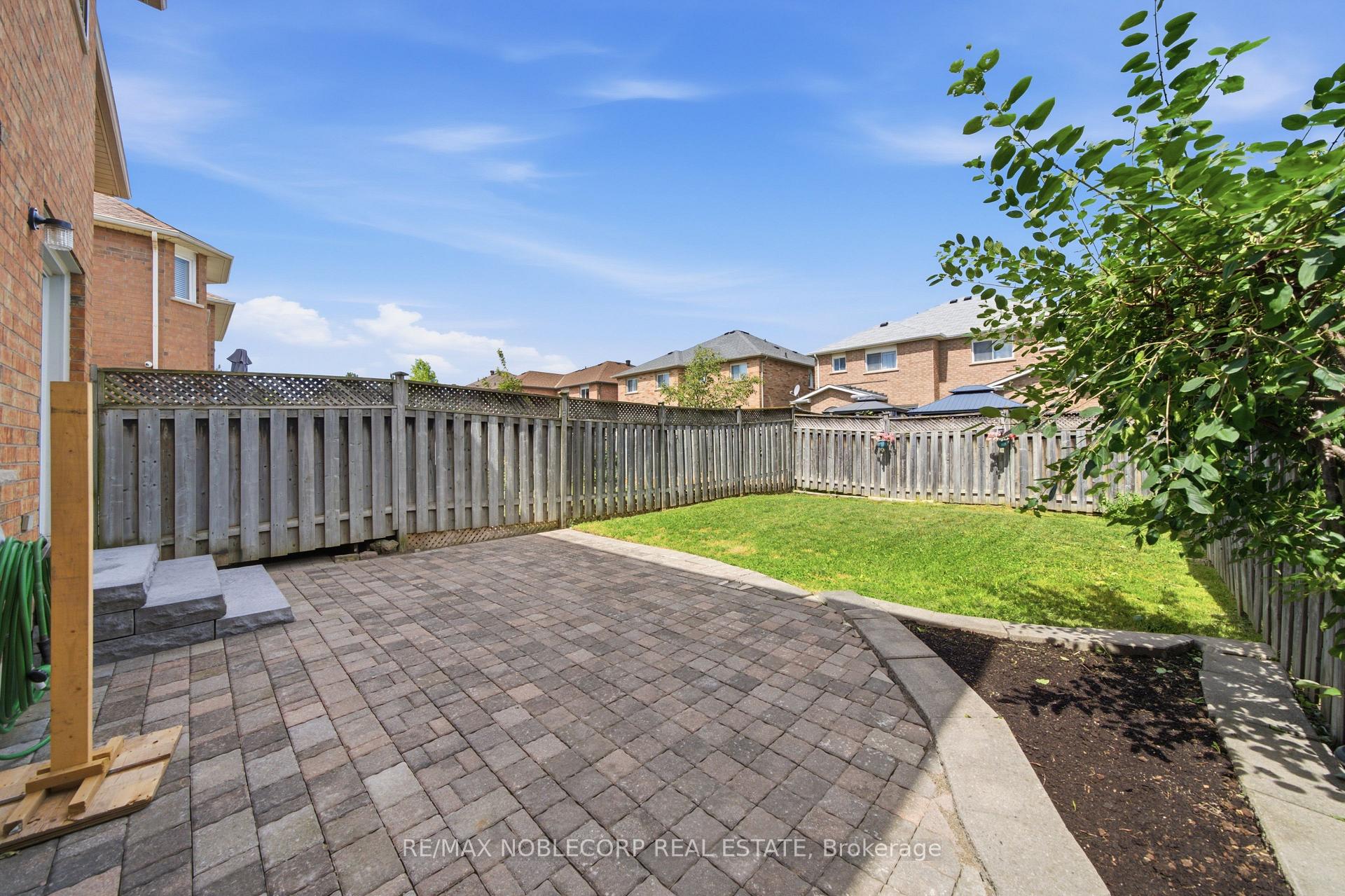 Photo 45 of 22 Carriage House Road, Caledon, Bolton East — HOMEH