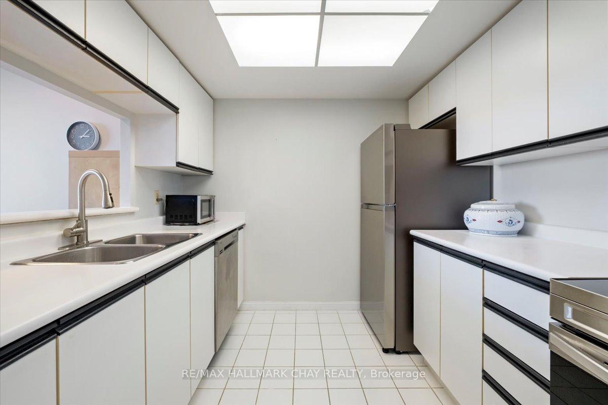 Photo 10 of Unit 1506, 65 Ellen Street, Barrie, City Centre — HOMEH