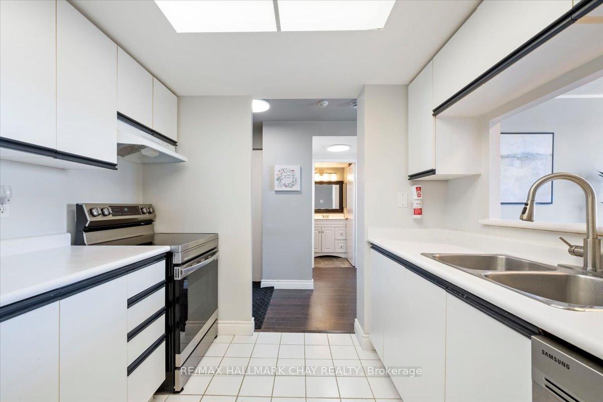 Photo 14 of Unit 1506, 65 Ellen Street, Barrie, City Centre — HOMEH
