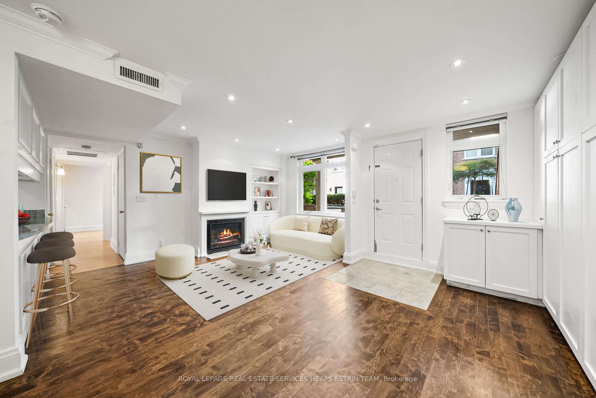 Photo 3 of Unit 10, 106 Redpath Avenue, Toronto, Mount Pleasant West — HOMEH