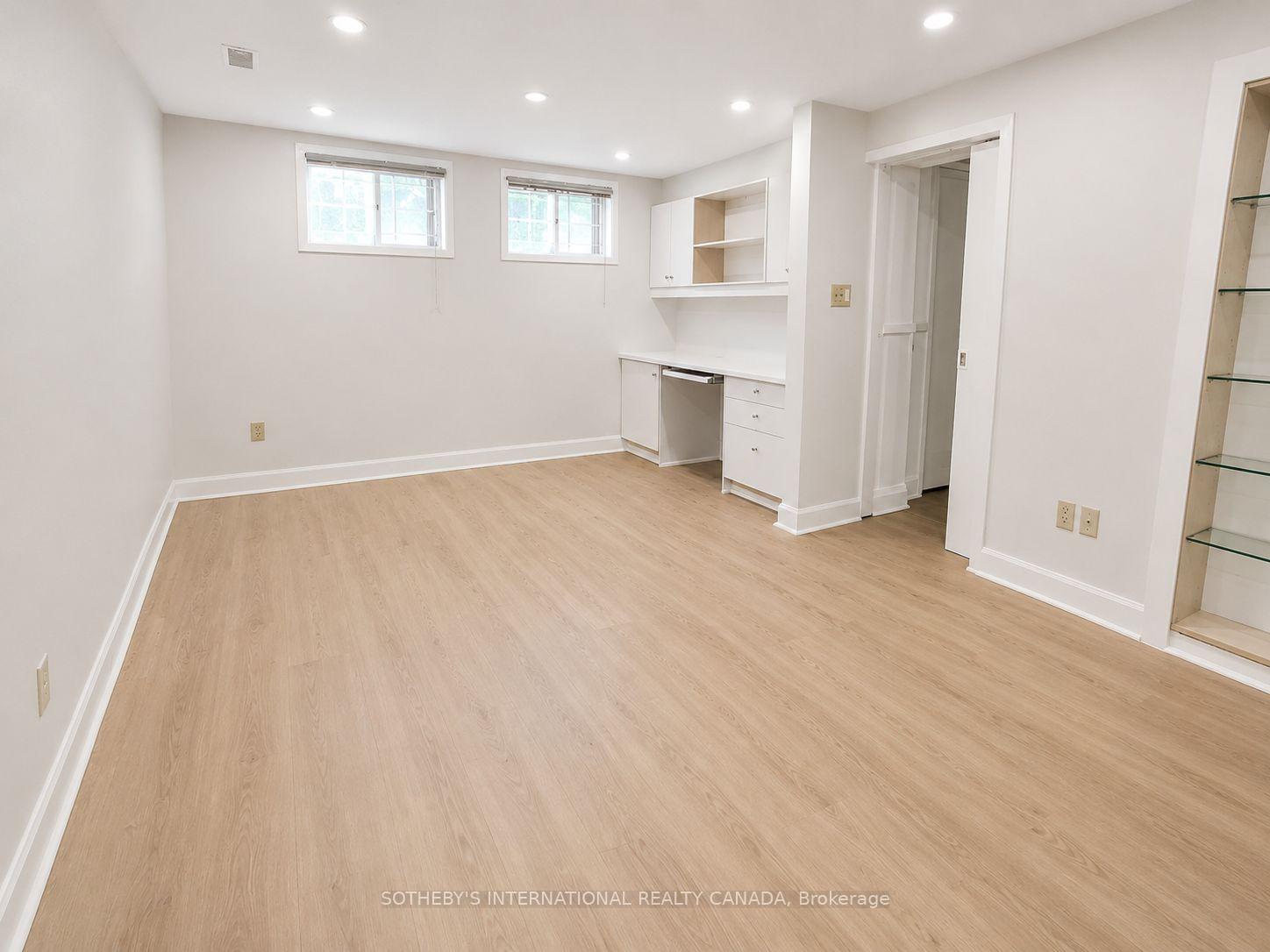 Photo 18 of 9 Lloydminster Crescent, North York, Newtonbrook East — HOMEH