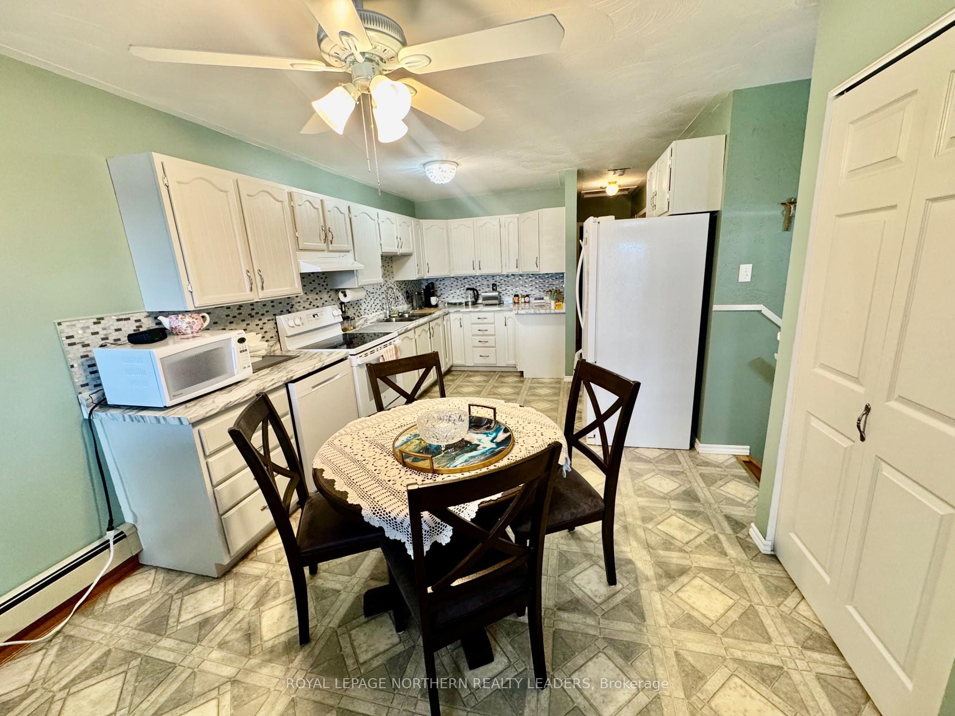 Photo 7 of 379 Lonergan Boulevard, Timmins, TNW - Riverpark — HOMEH