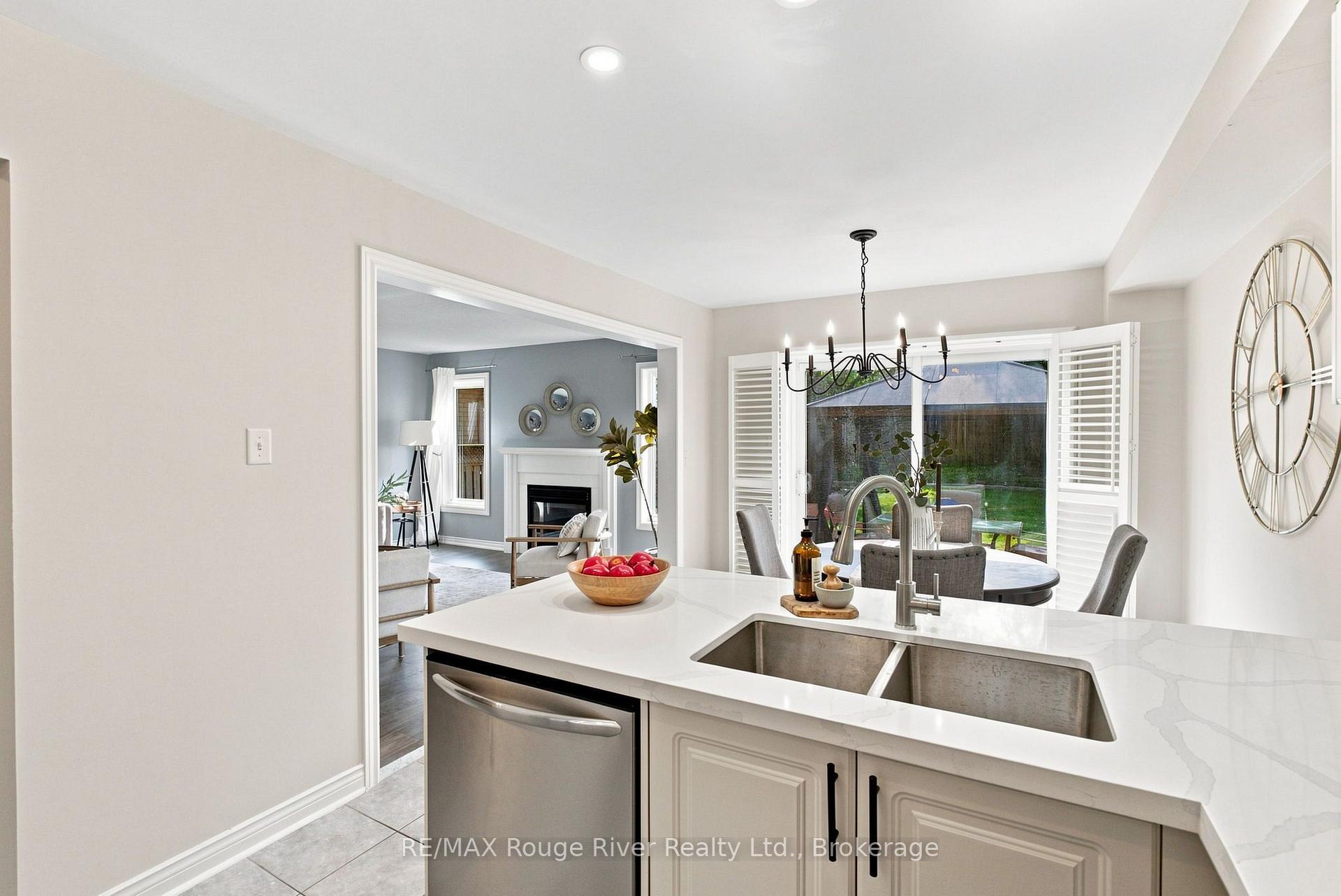 Photo 10 of 14 Tormina Boulevard, Whitby, Taunton North — HOMEH
