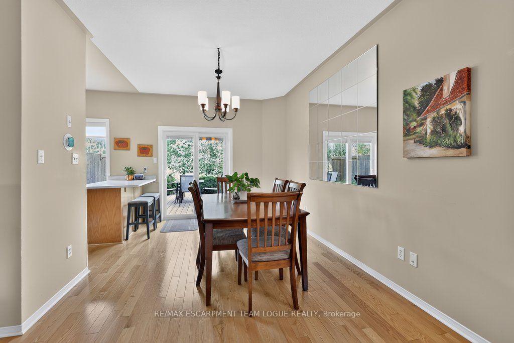 Photo 12 of 2391 Dalebrook Drive, Oakville, Wedgewood Creek — HOMEH