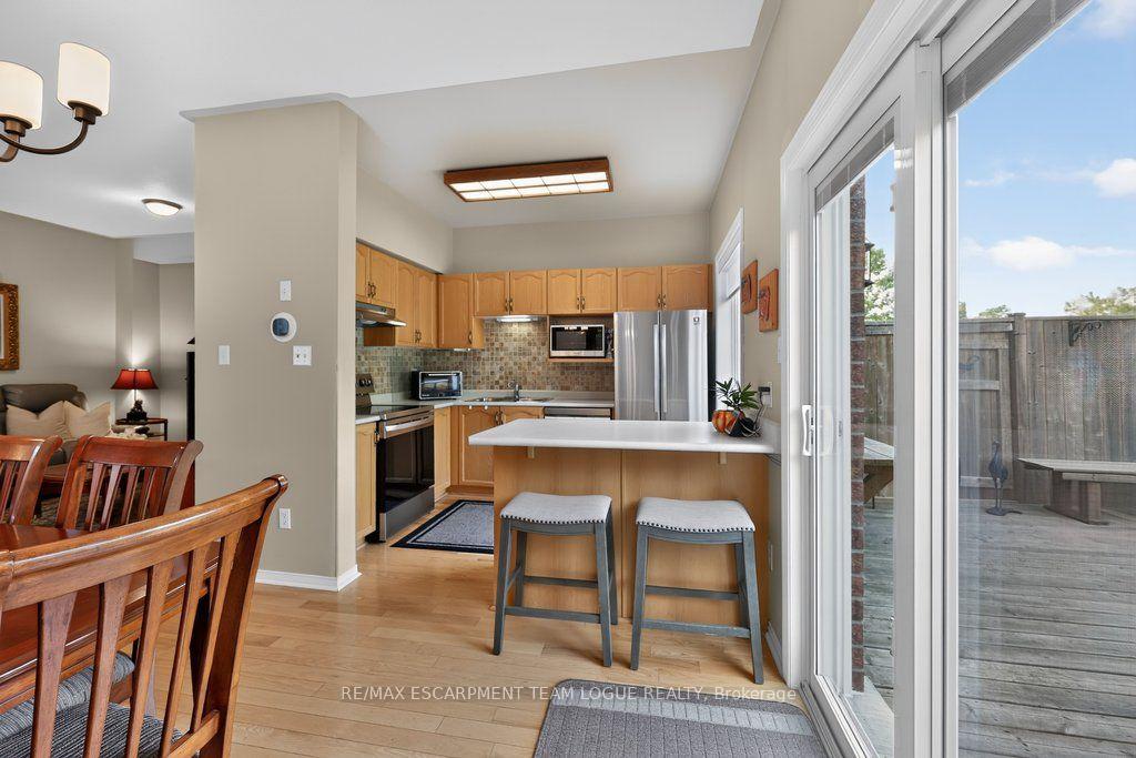 Photo 15 of 2391 Dalebrook Drive, Oakville, Wedgewood Creek — HOMEH