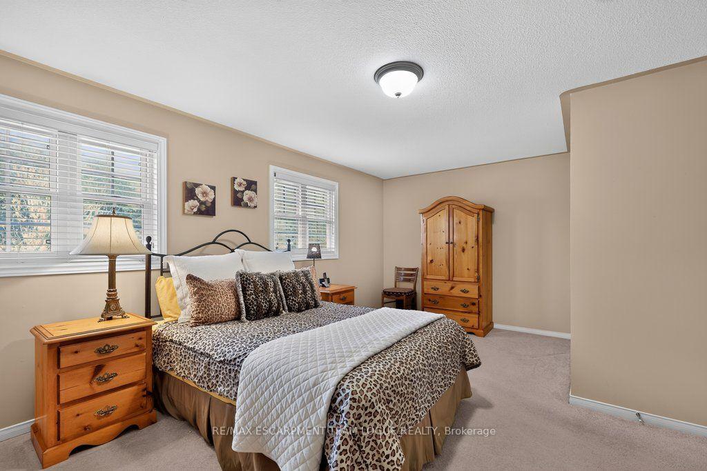 Photo 21 of 2391 Dalebrook Drive, Oakville, Wedgewood Creek — HOMEH