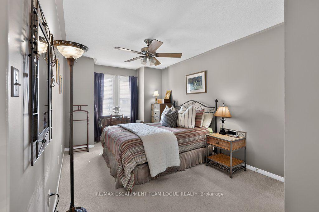 Photo 25 of 2391 Dalebrook Drive, Oakville, Wedgewood Creek — HOMEH