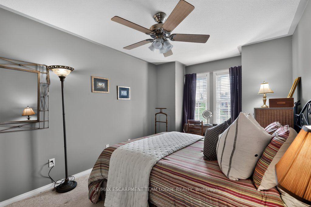 Photo 26 of 2391 Dalebrook Drive, Oakville, Wedgewood Creek — HOMEH