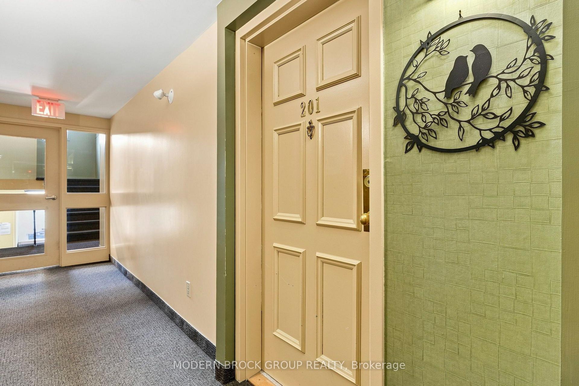 Photo 3 of Unit 201, 274 Ormond Street, Brockville, Brockville — HOMEH