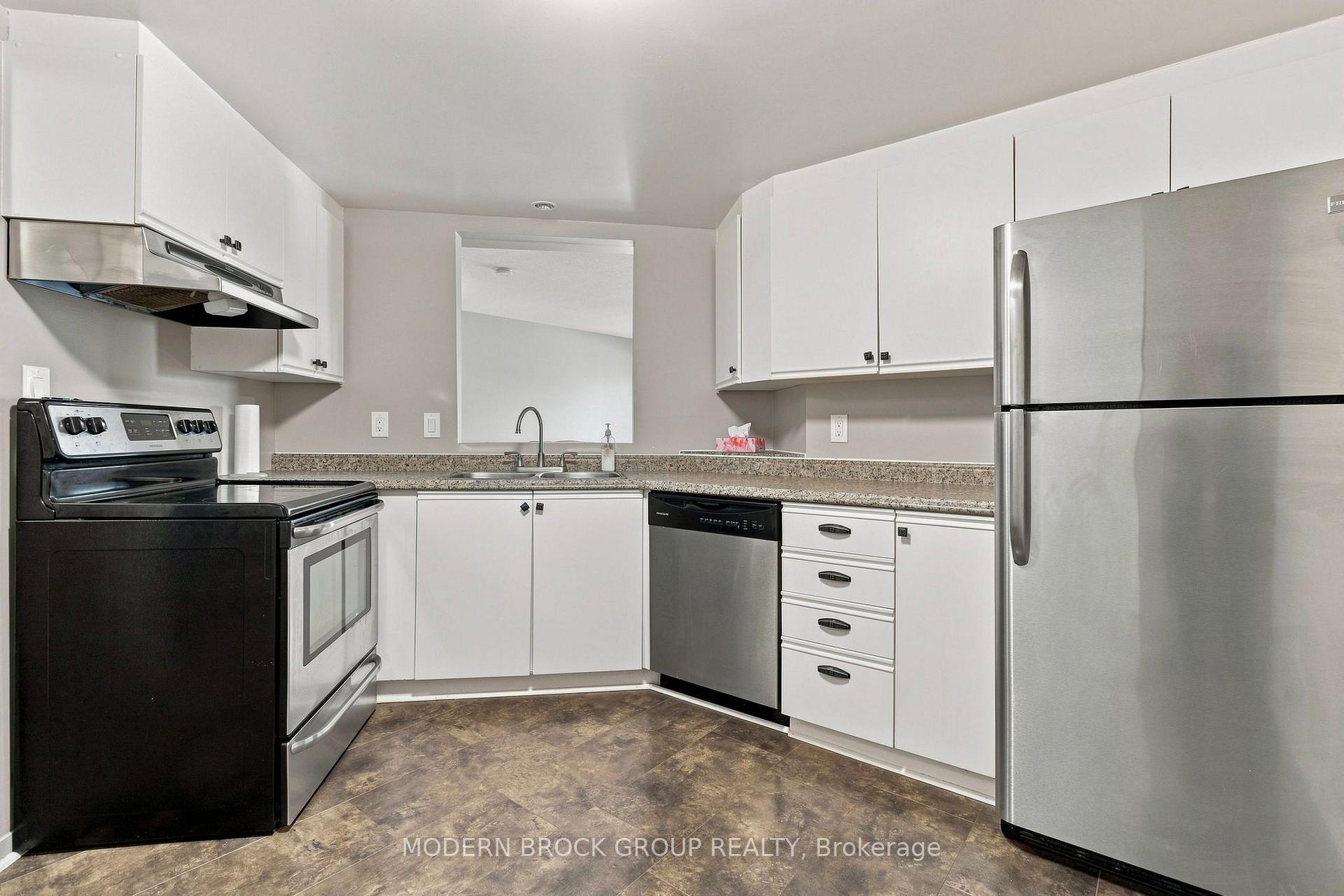 Photo 5 of Unit 201, 274 Ormond Street, Brockville, Brockville — HOMEH