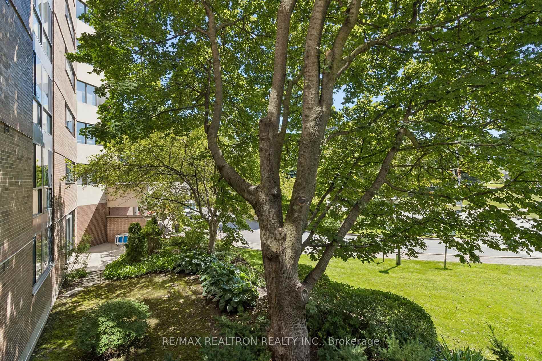 Photo 47 of Unit 208, 40 Baif Boulevard, Richmond Hill, North Richvale — HOMEH