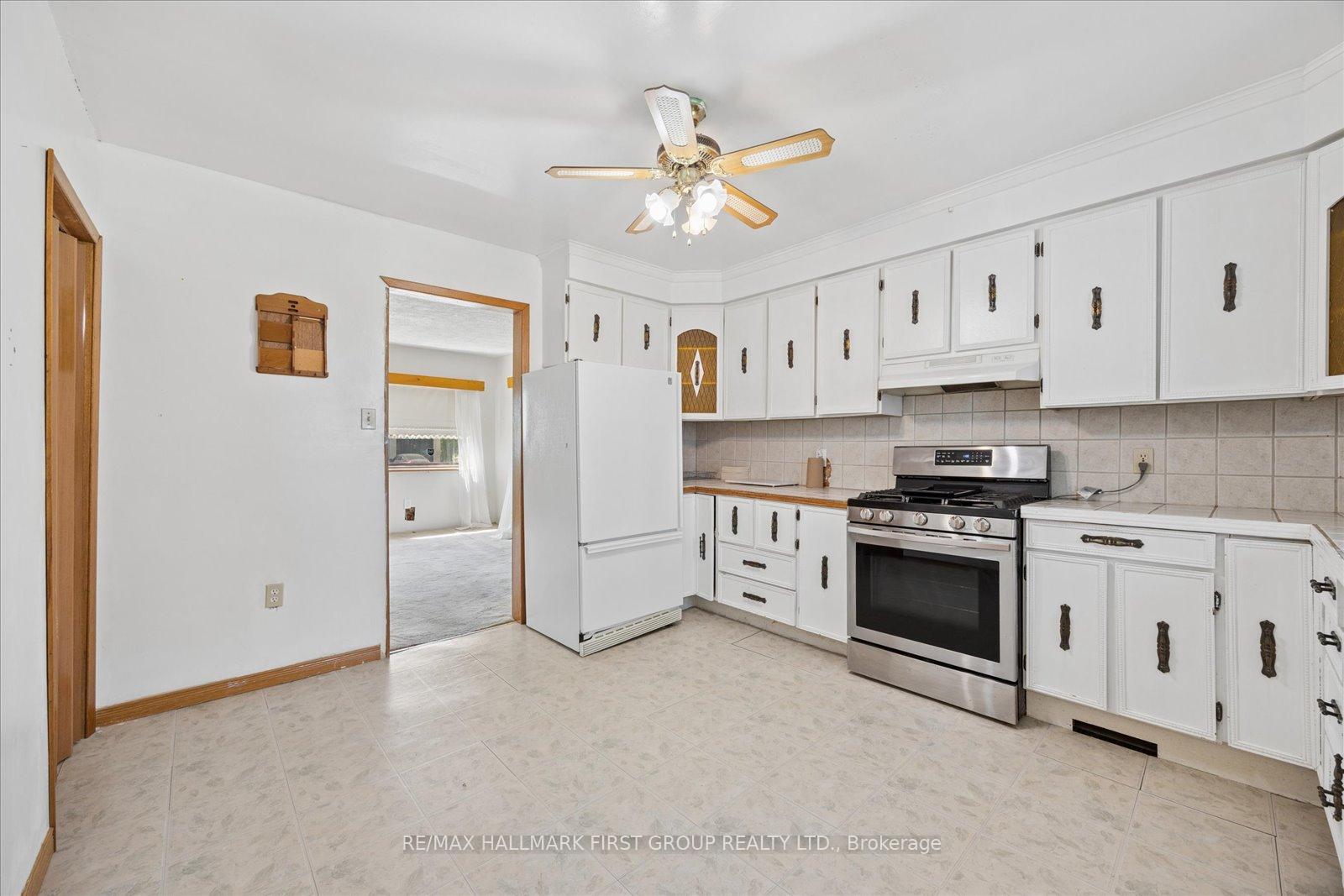 Photo 4 of 2944 Ebony Street, Ajax, South East — HOMEH