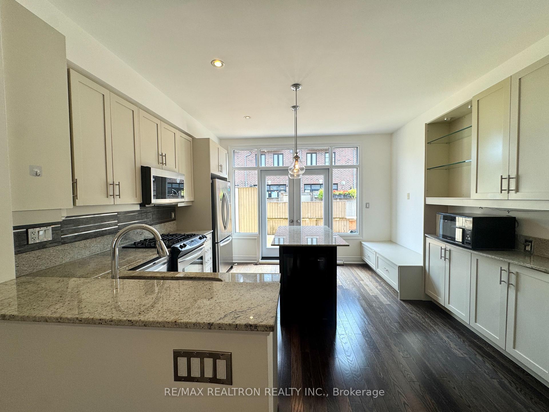 Photo 2 of 54 Cormier Heights, Etobicoke, Mimico — HOMEH