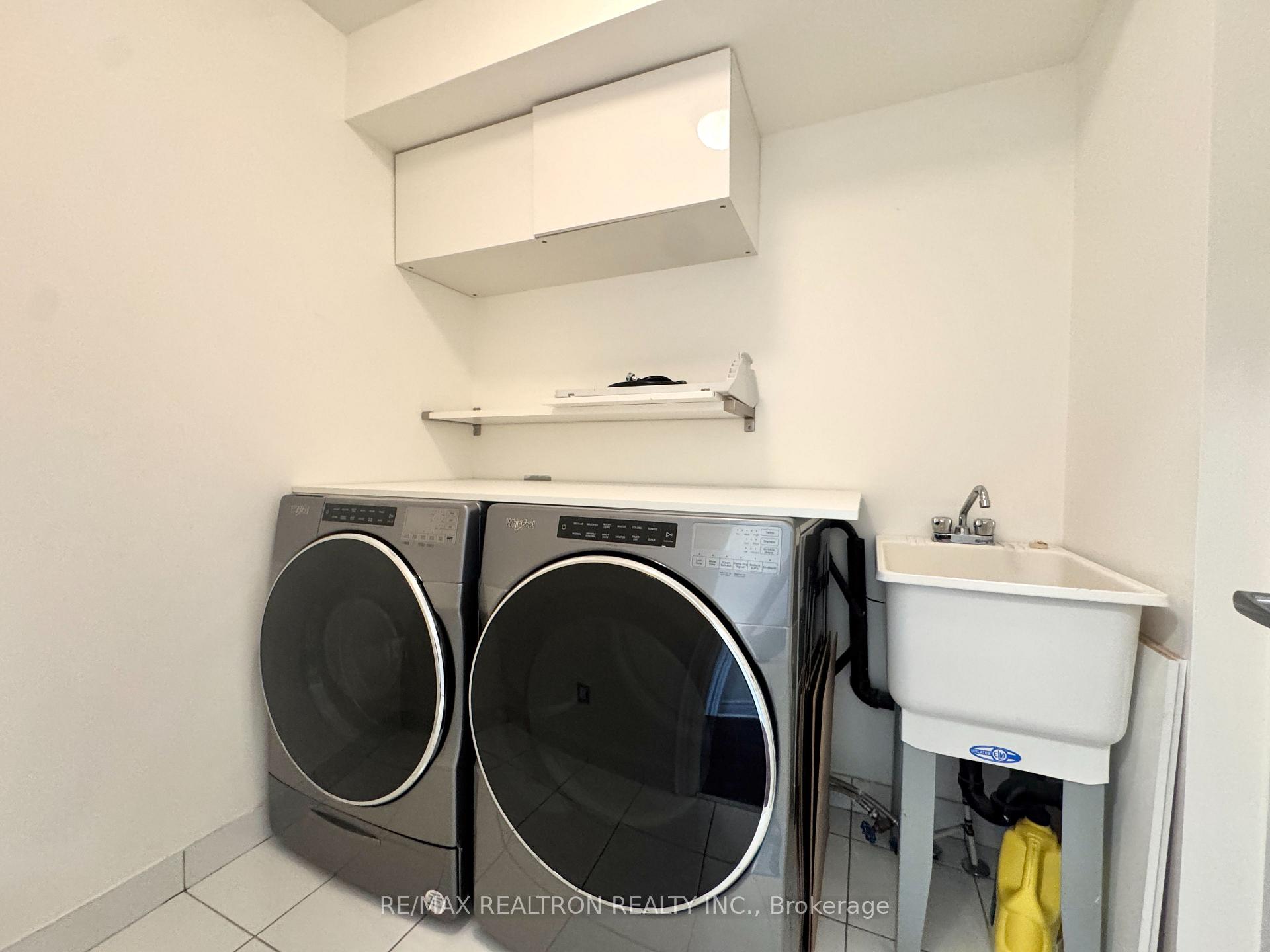 Photo 17 of 54 Cormier Heights, Etobicoke, Mimico — HOMEH