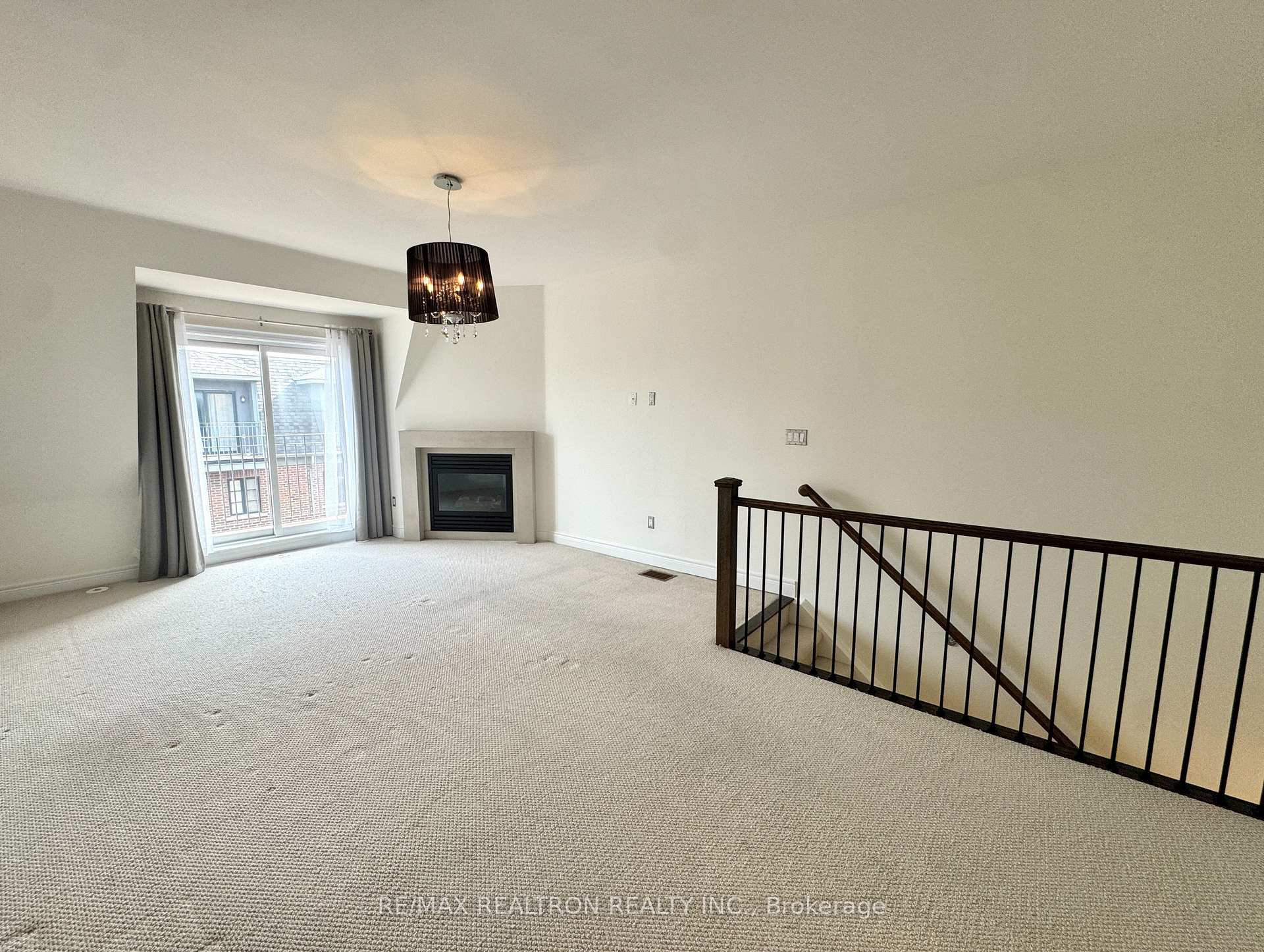 Photo 19 of 54 Cormier Heights, Etobicoke, Mimico — HOMEH