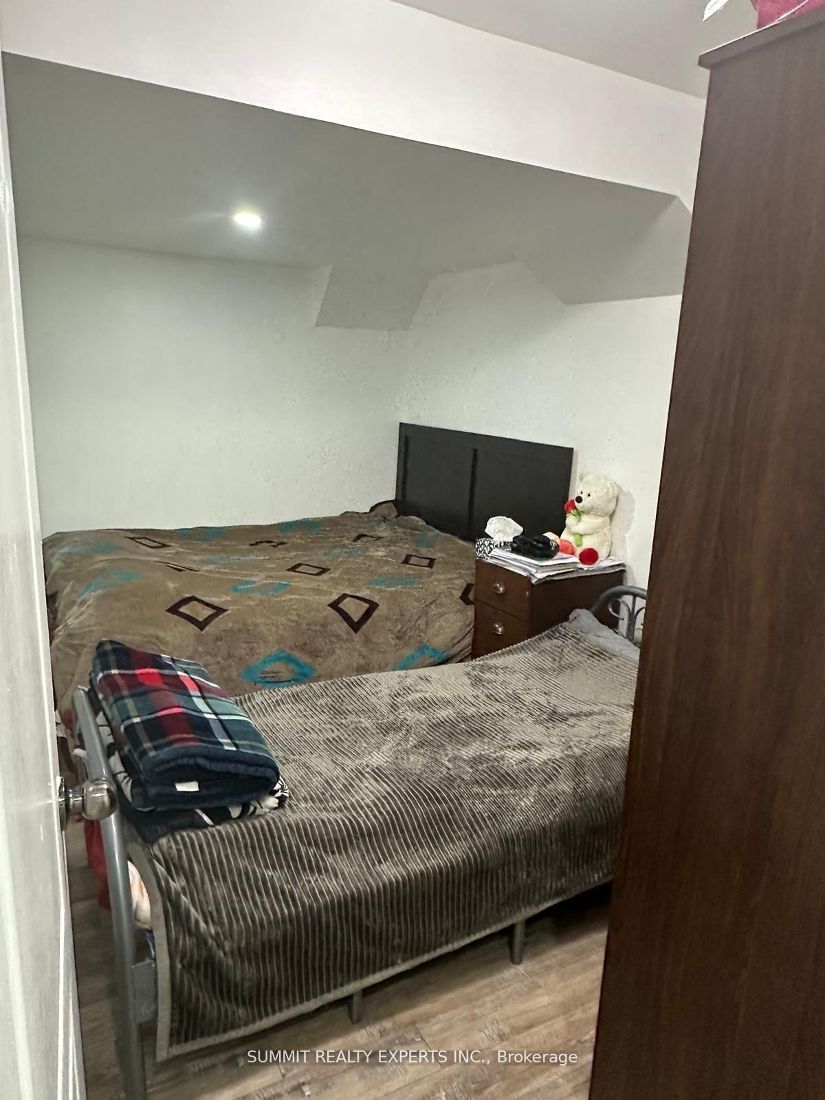 Photo 6 of Unit Bsmnt, 64 Leparc Road, Brampton, Vales of Castlemore North — HOMEH