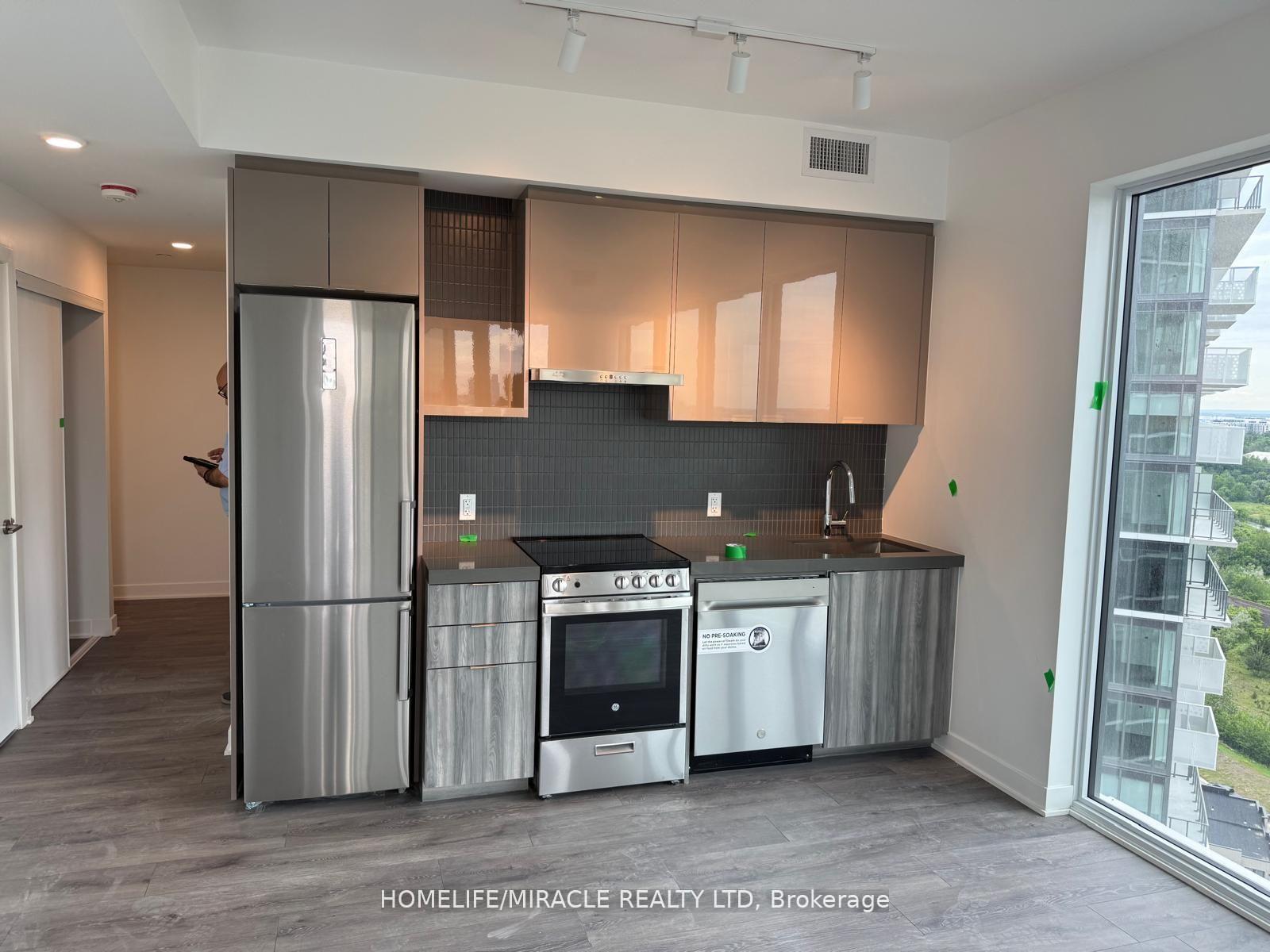 Photo 6 of Unit 2nd Brm, 6 Flavelle Trail, Vaughan, Steeles West Industrial — HOMEH