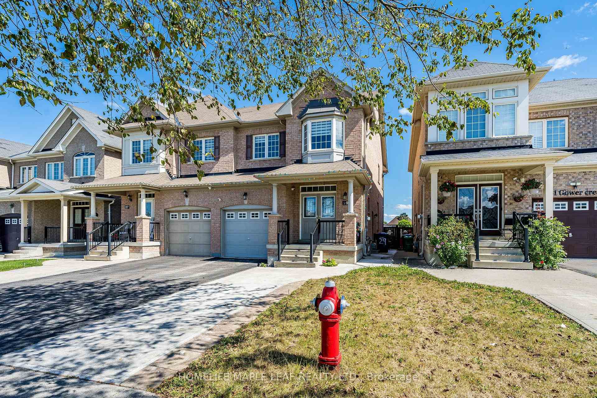 Photo 4 of 29 Gower Crescent, Brampton, Sandringham-Wellington — HOMEH