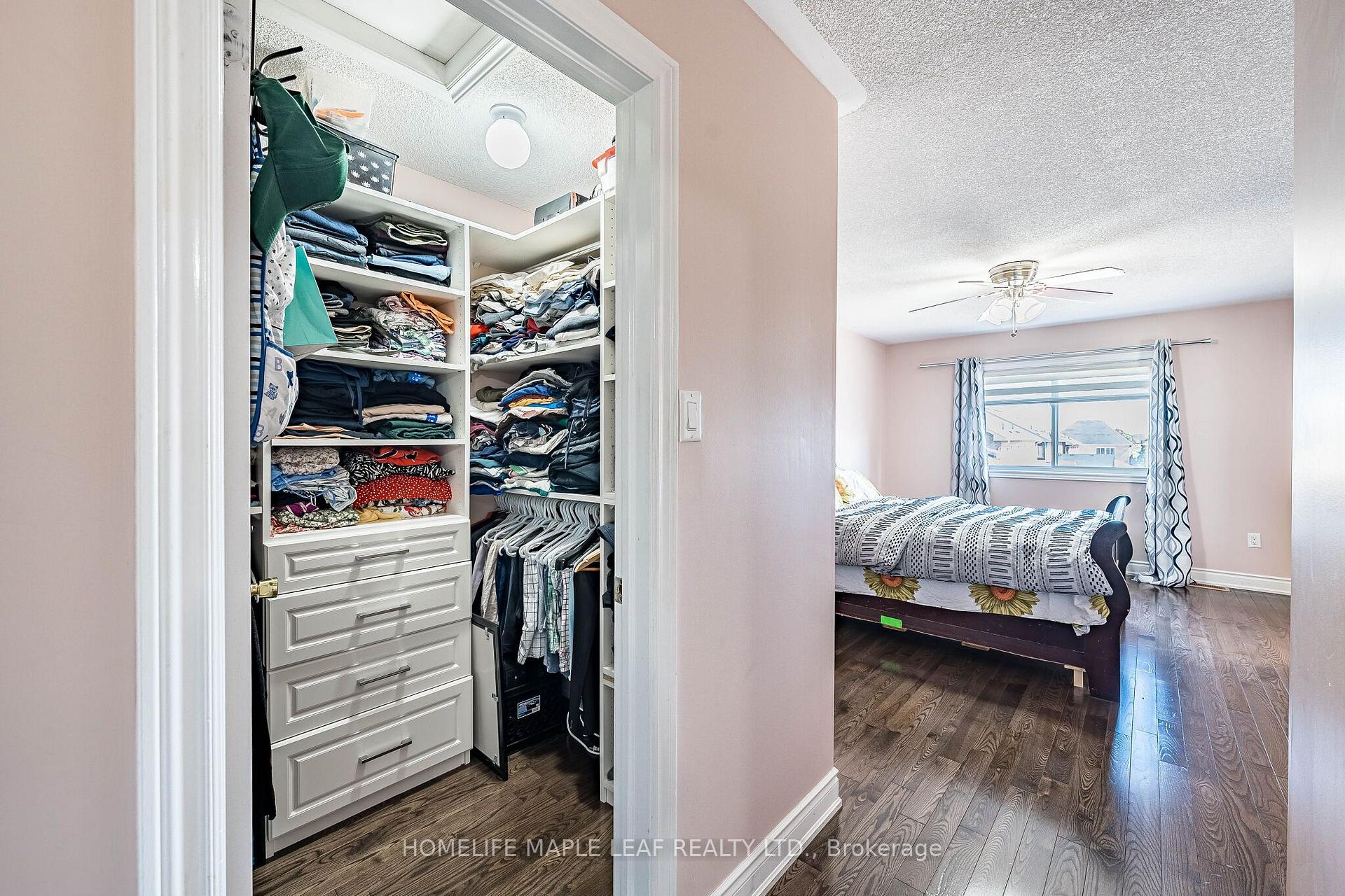 Photo 24 of 29 Gower Crescent, Brampton, Sandringham-Wellington — HOMEH