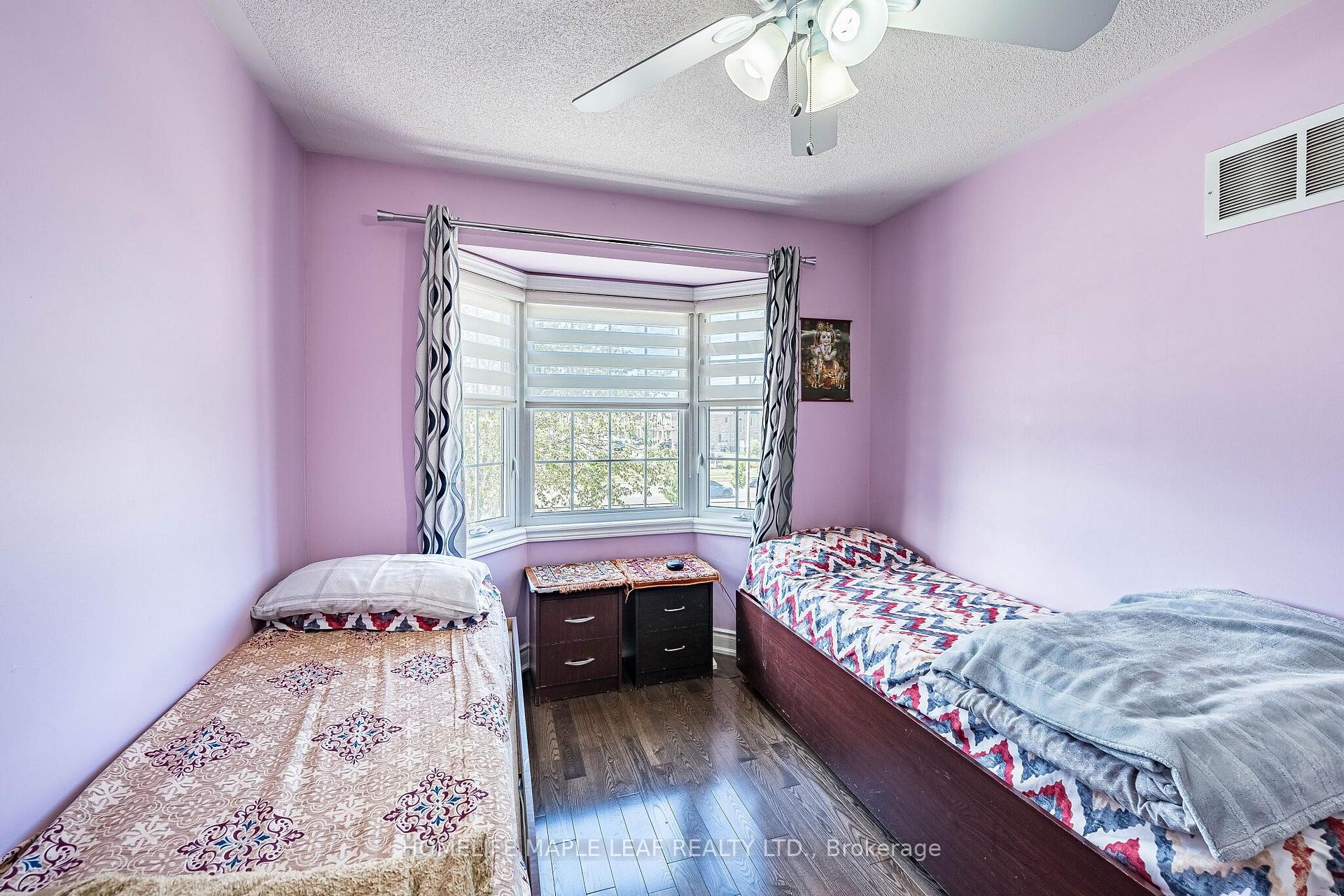 Photo 31 of 29 Gower Crescent, Brampton, Sandringham-Wellington — HOMEH