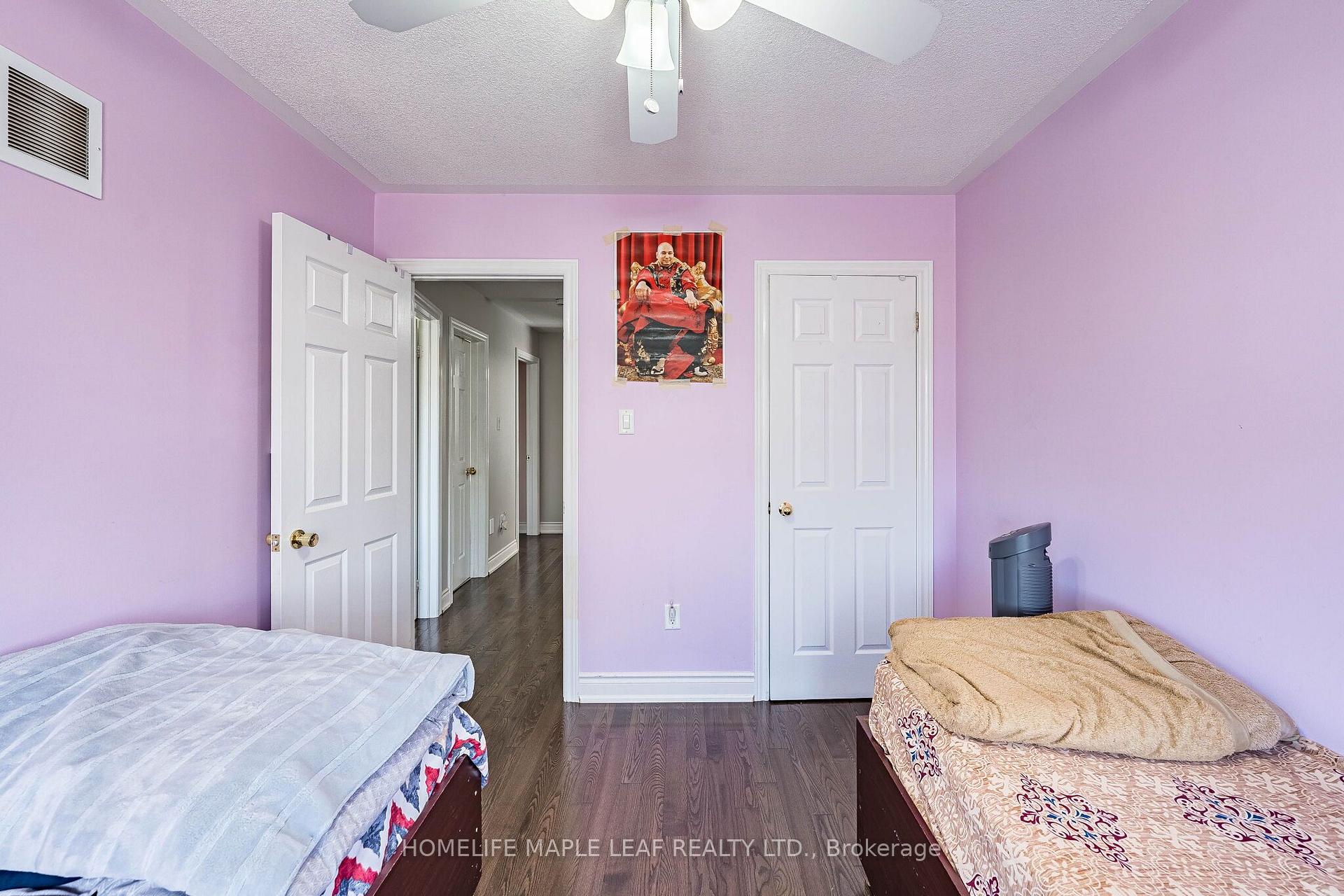 Photo 32 of 29 Gower Crescent, Brampton, Sandringham-Wellington — HOMEH