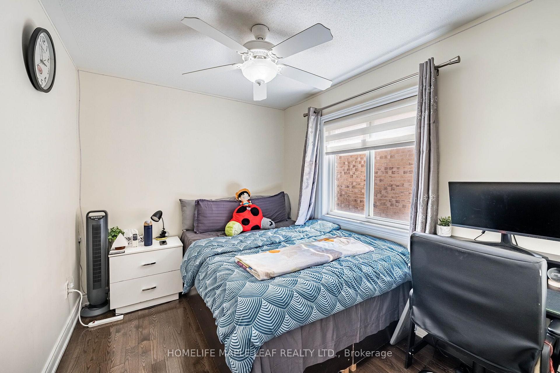 Photo 33 of 29 Gower Crescent, Brampton, Sandringham-Wellington — HOMEH
