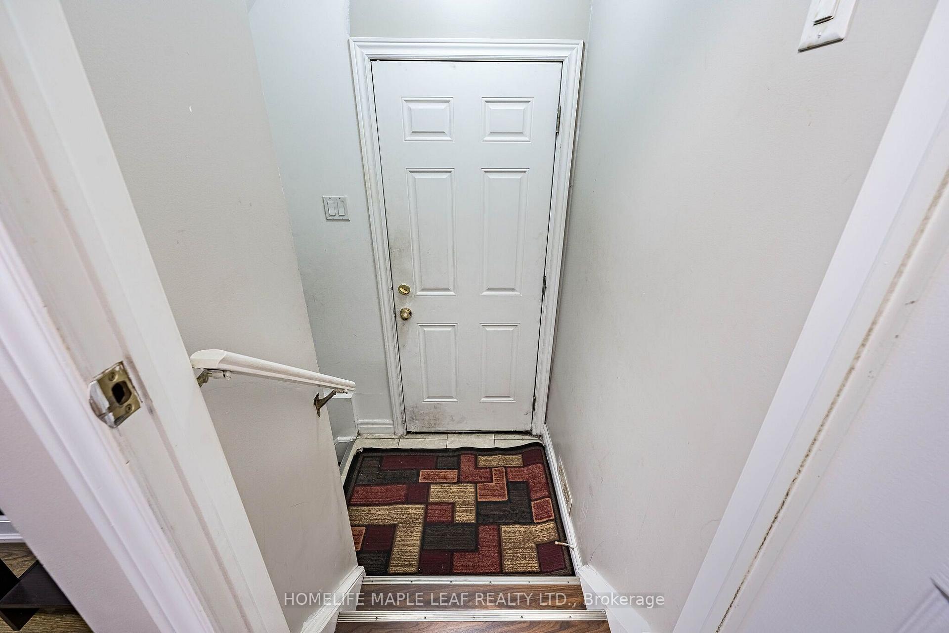 Photo 36 of 29 Gower Crescent, Brampton, Sandringham-Wellington — HOMEH