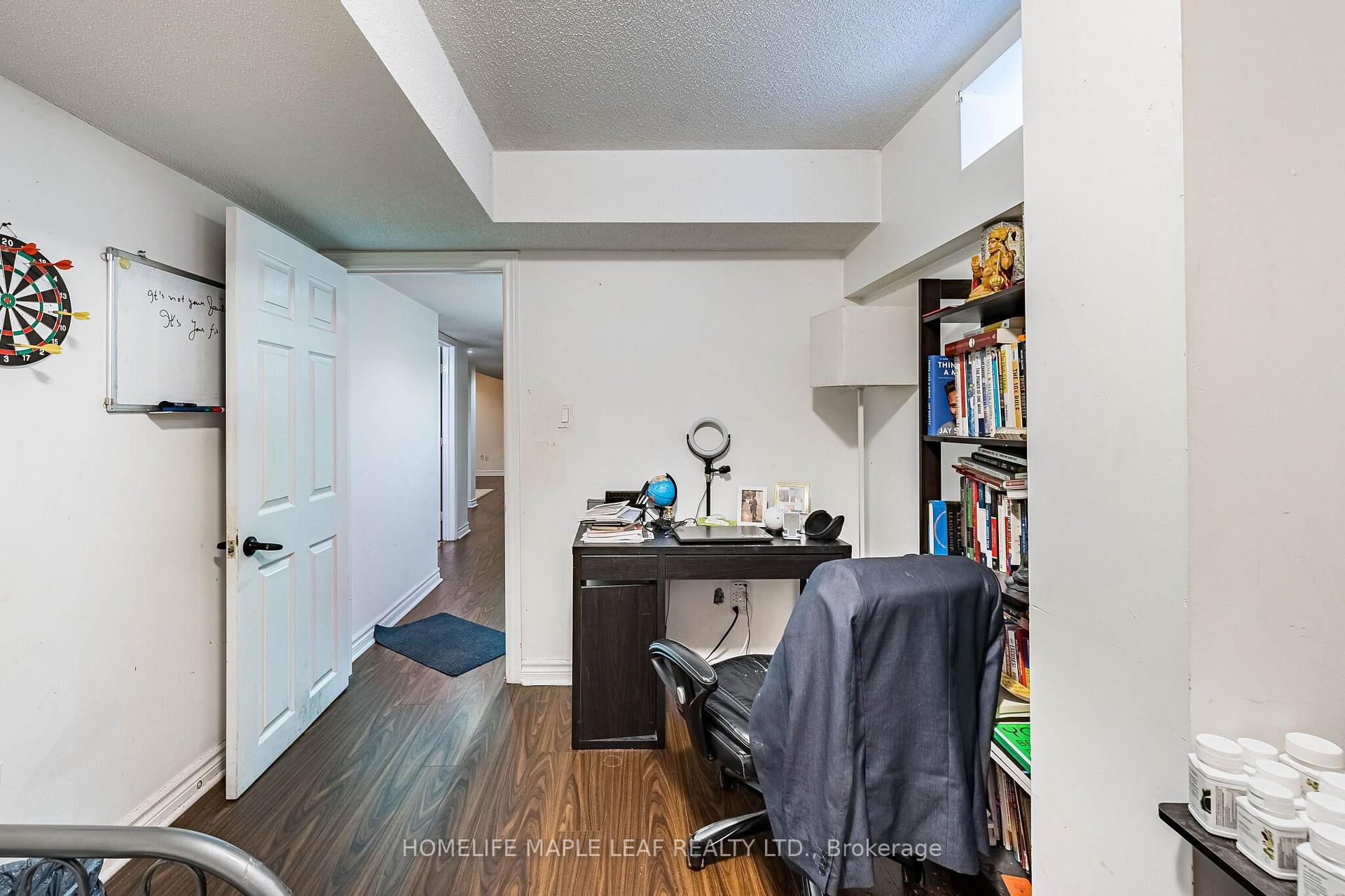 Photo 44 of 29 Gower Crescent, Brampton, Sandringham-Wellington — HOMEH