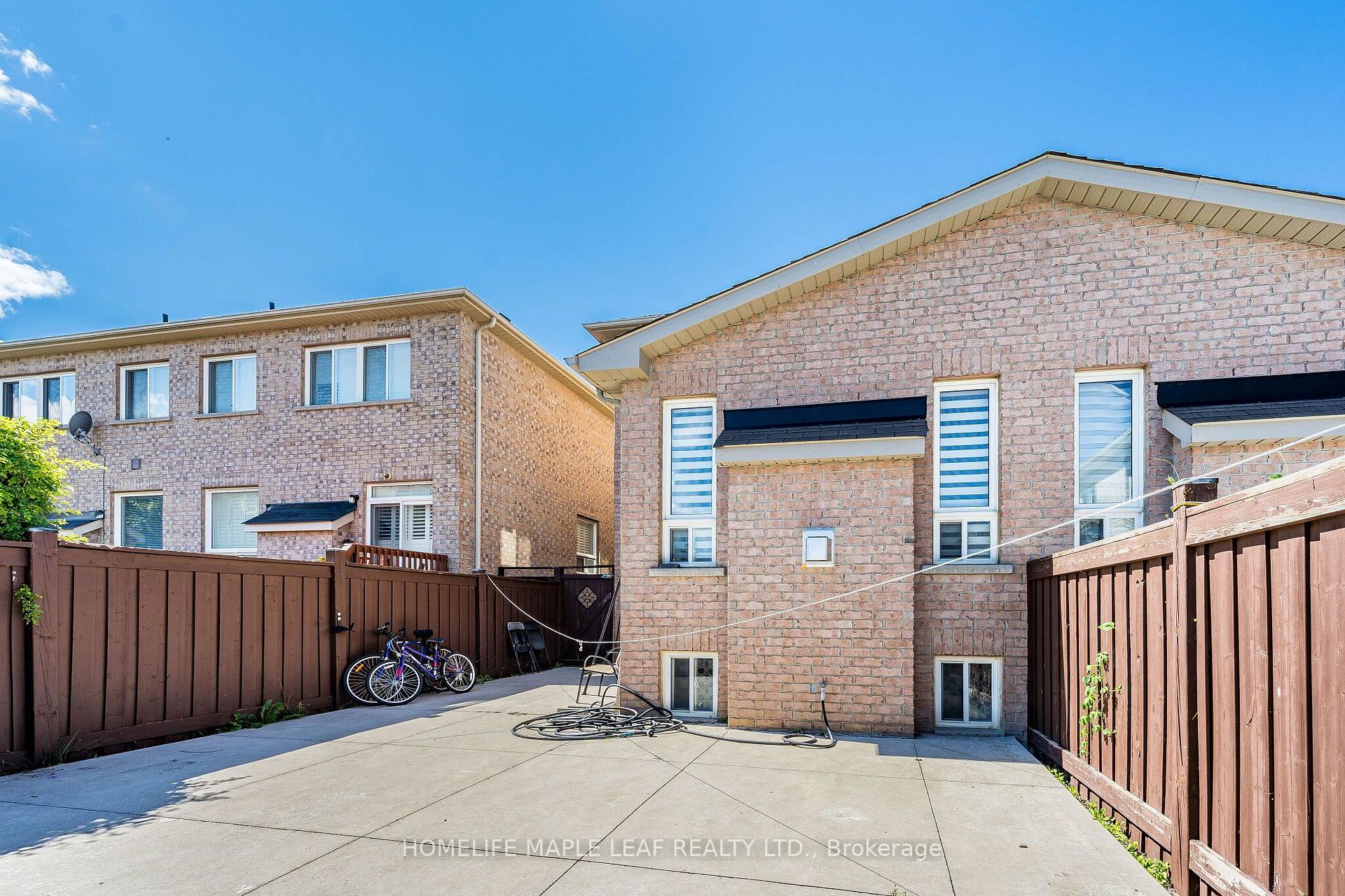 Photo 50 of 29 Gower Crescent, Brampton, Sandringham-Wellington — HOMEH