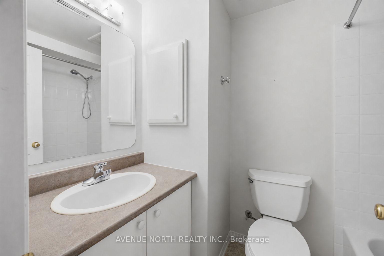 Photo 33 of 141 Gladeview Private, Ottawa, Upper Hunt Club — HOMEH