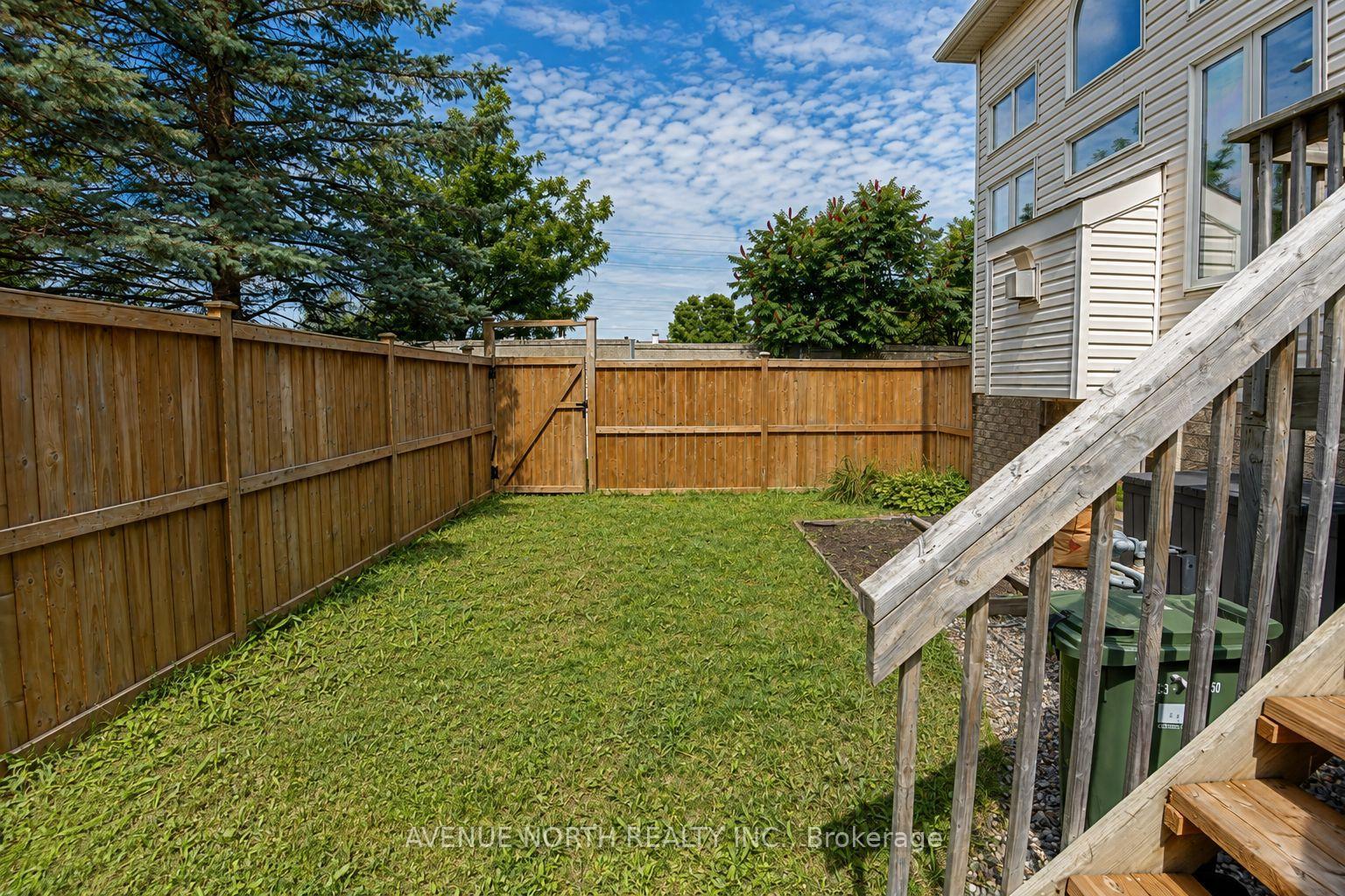 Photo 39 of 141 Gladeview Private, Ottawa, Upper Hunt Club — HOMEH
