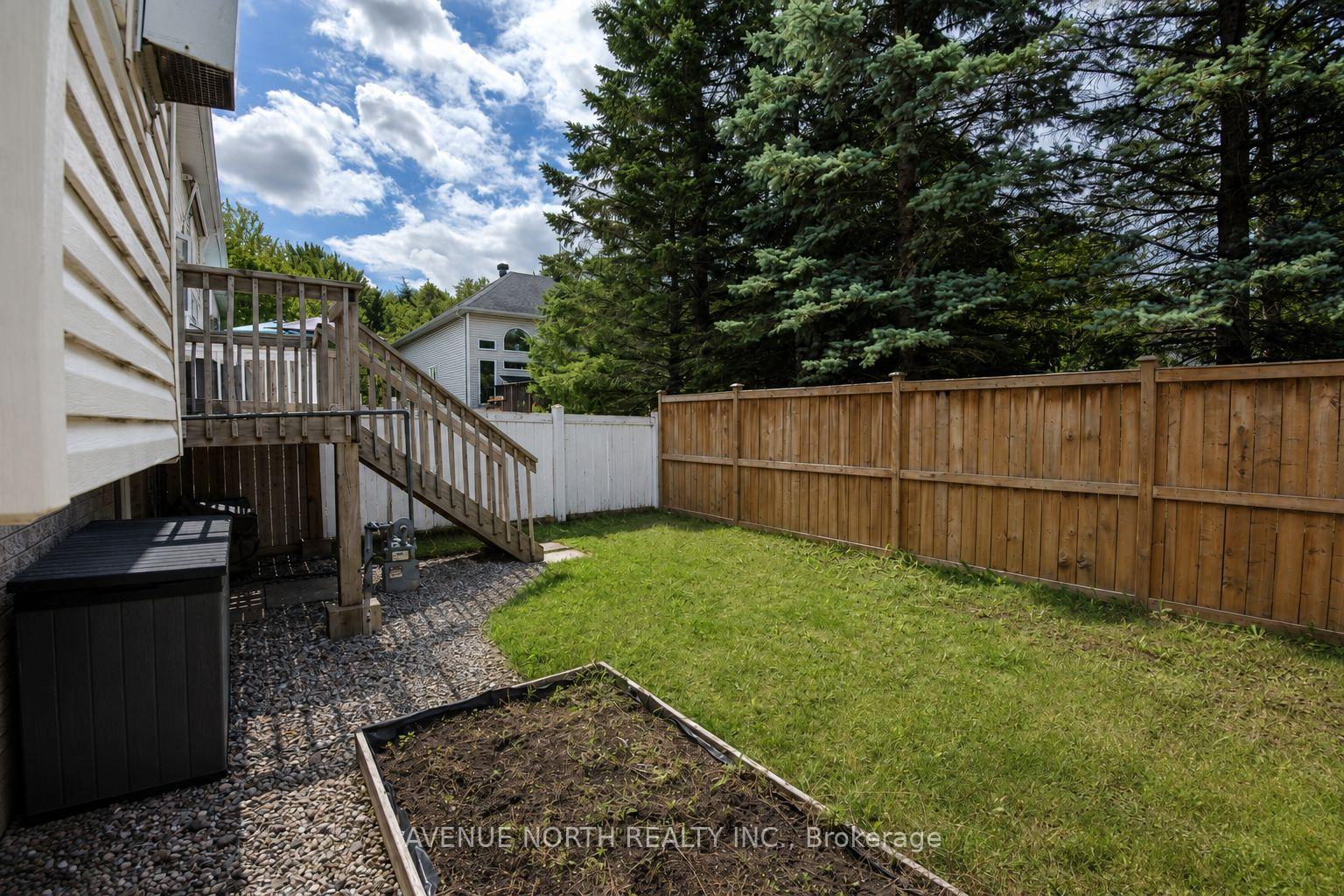 Photo 40 of 141 Gladeview Private, Ottawa, Upper Hunt Club — HOMEH