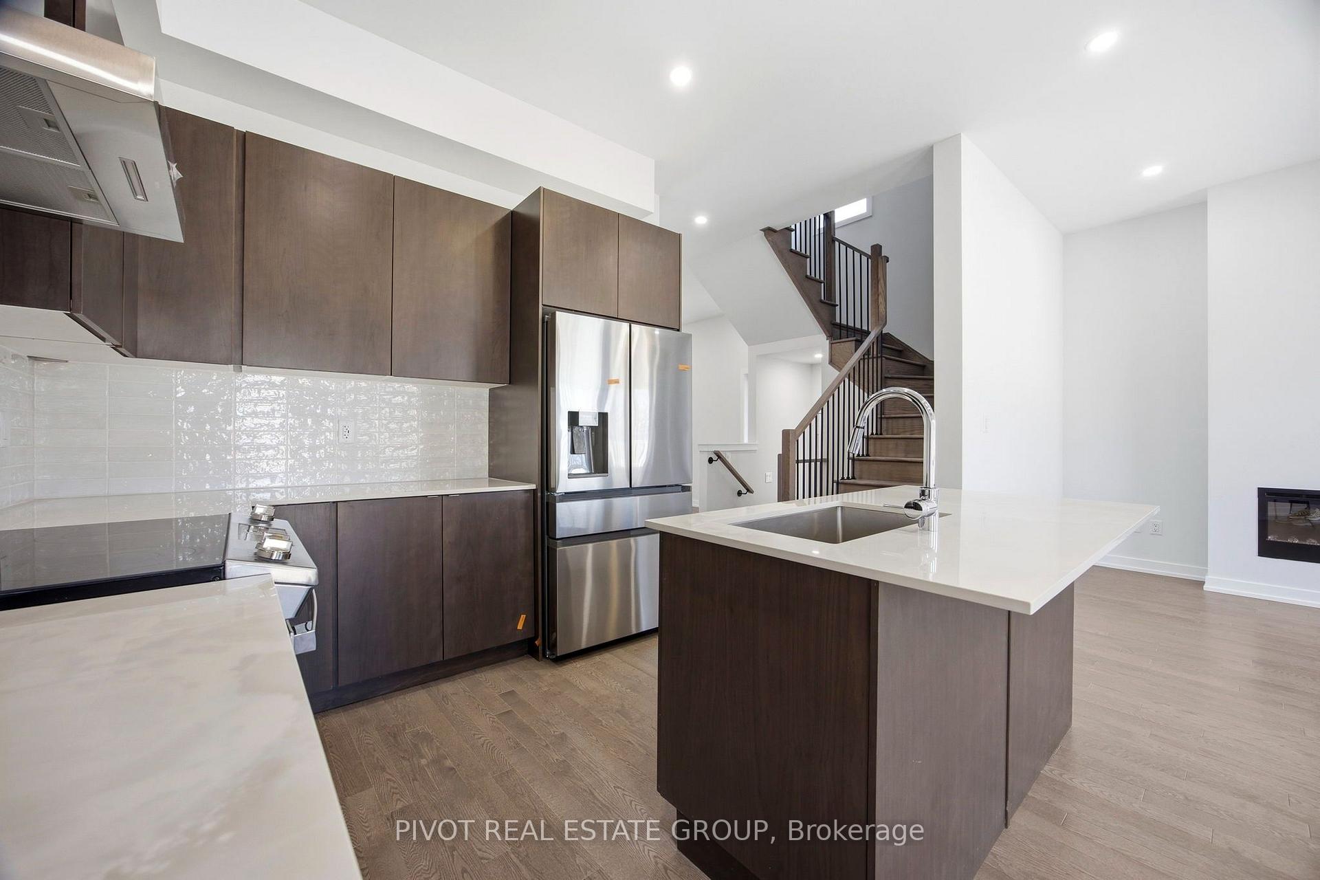 Photo 12 of 91 Danielle Moore Circle, Scarborough, Bendale — HOMEH