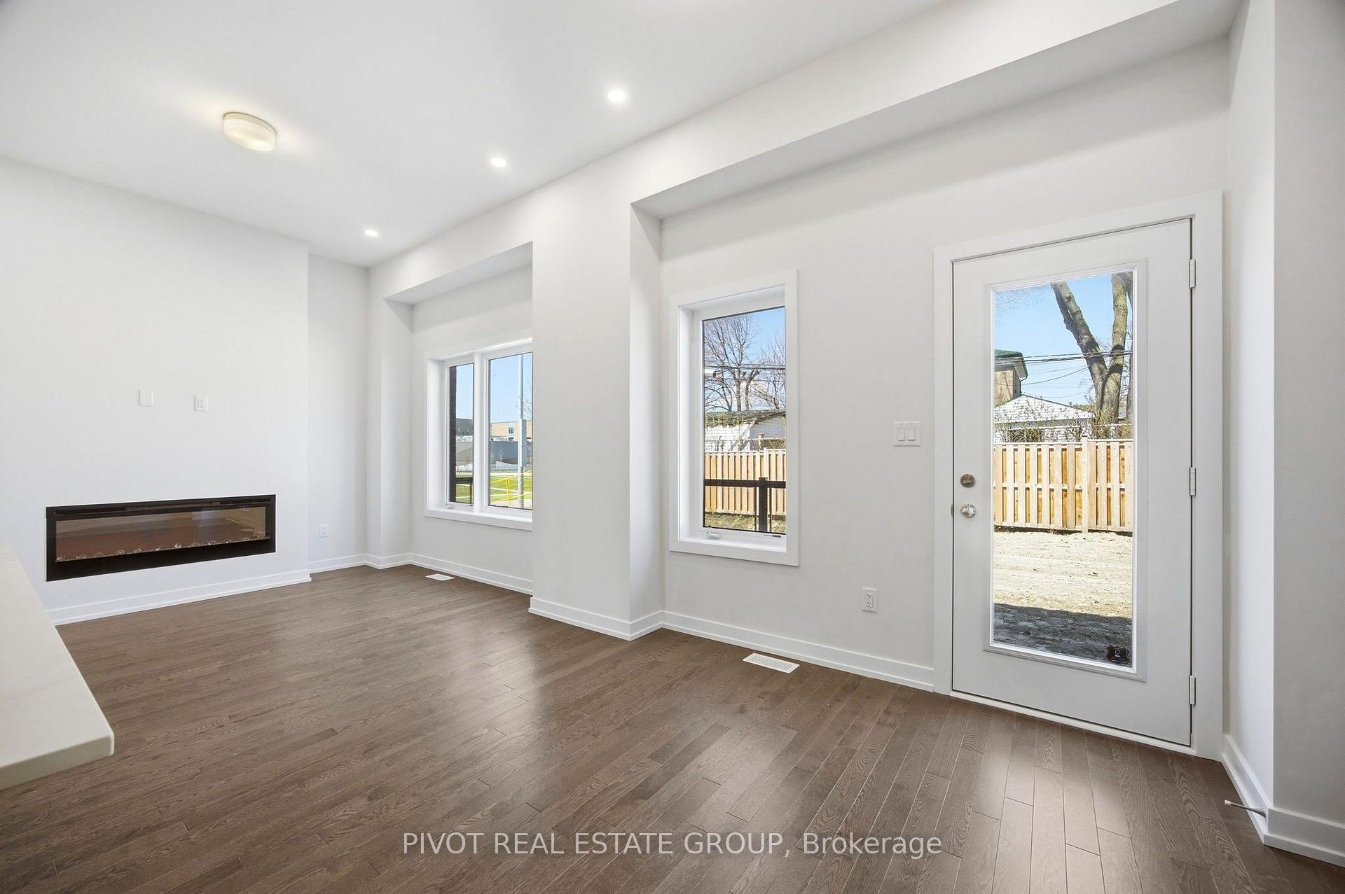 Photo 19 of 91 Danielle Moore Circle, Scarborough, Bendale — HOMEH