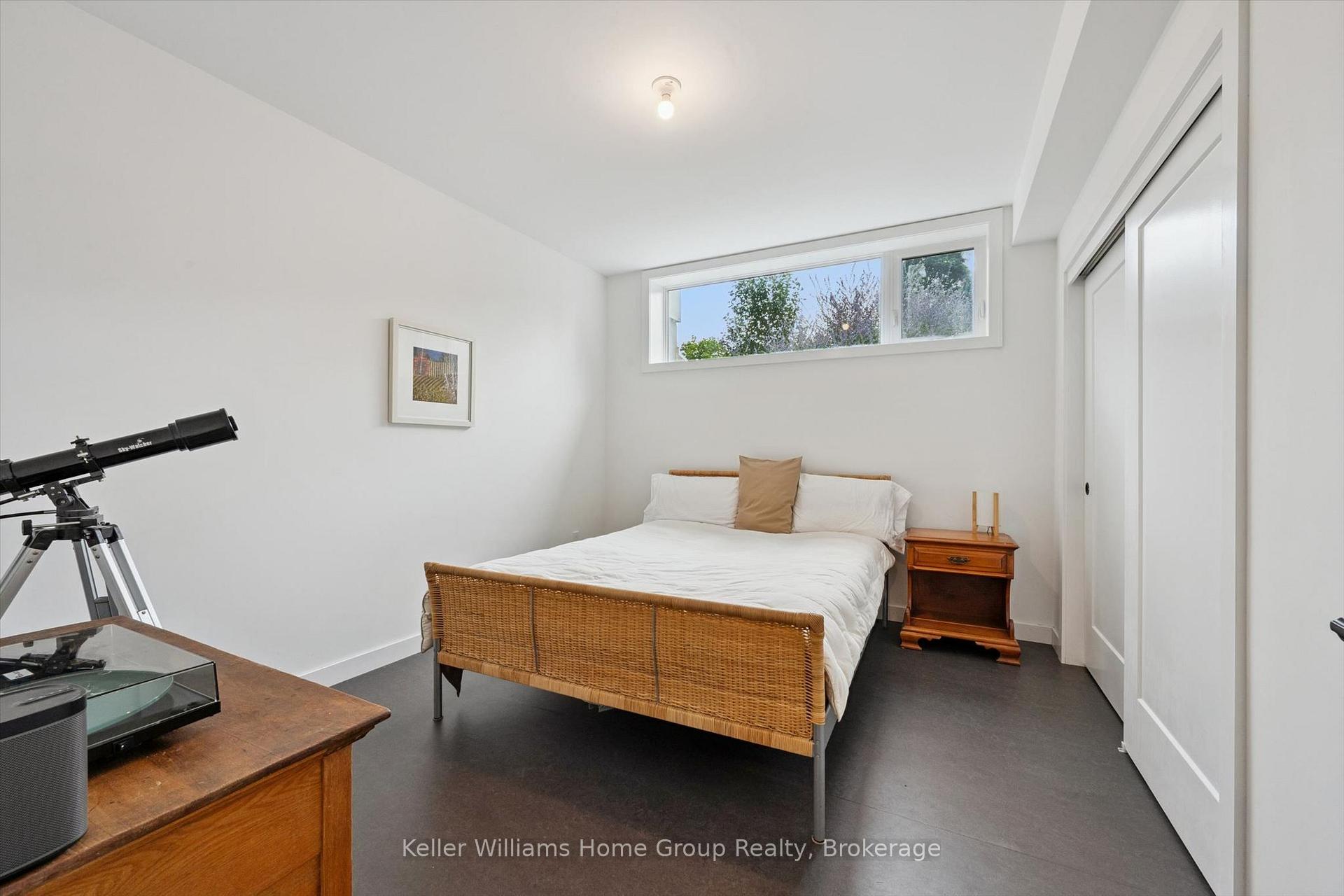 Photo 29 of 154 Ontario Street, Guelph, St. Patrick's Ward — HOMEH
