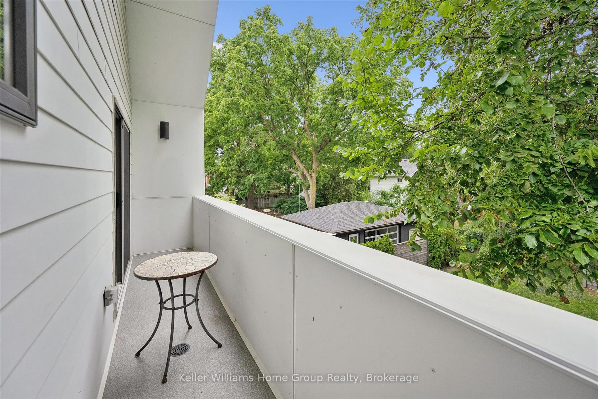 Photo 33 of 154 Ontario Street, Guelph, St. Patrick's Ward — HOMEH