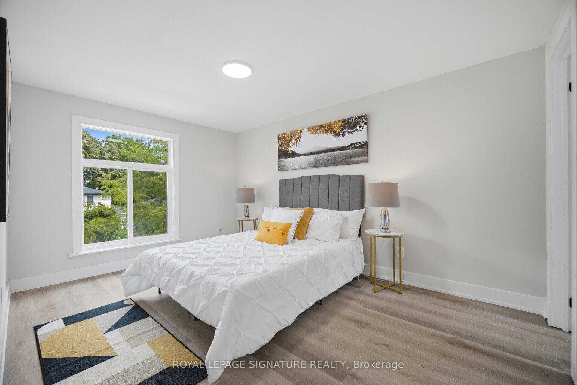 Photo 22 of 1345 Playford Road, Mississauga, Clarkson — HOMEH