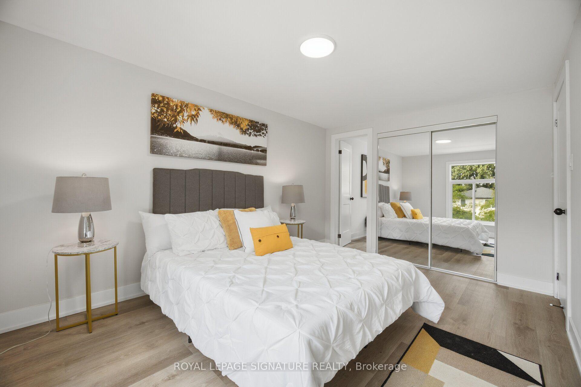 Photo 24 of 1345 Playford Road, Mississauga, Clarkson — HOMEH