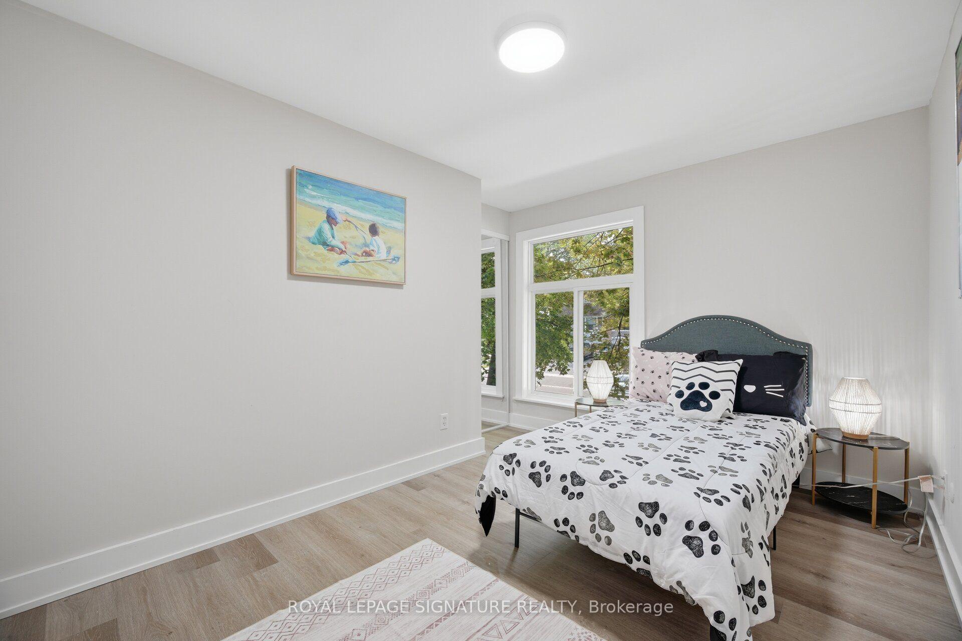 Photo 28 of 1345 Playford Road, Mississauga, Clarkson — HOMEH