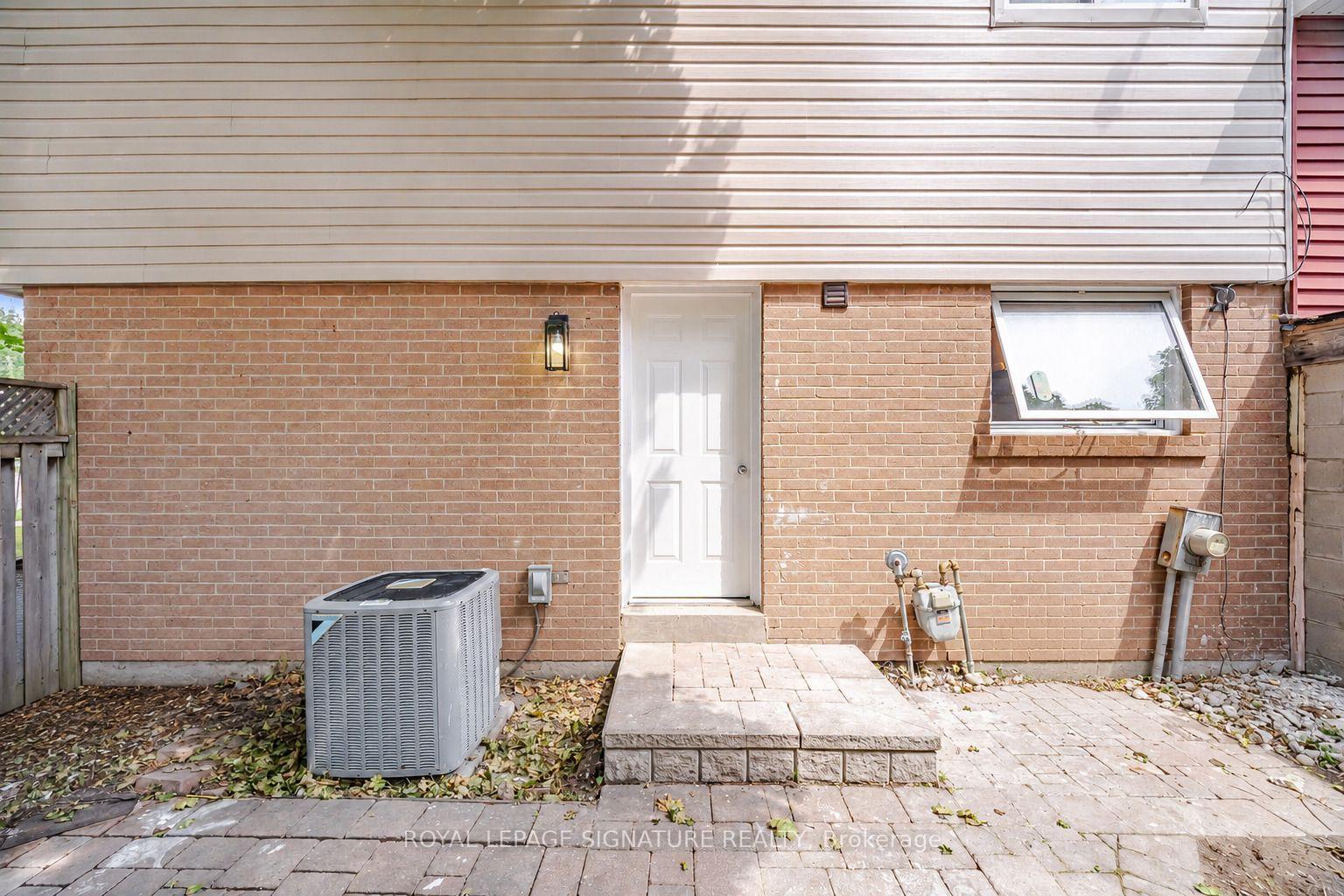 Photo 40 of 1345 Playford Road, Mississauga, Clarkson — HOMEH