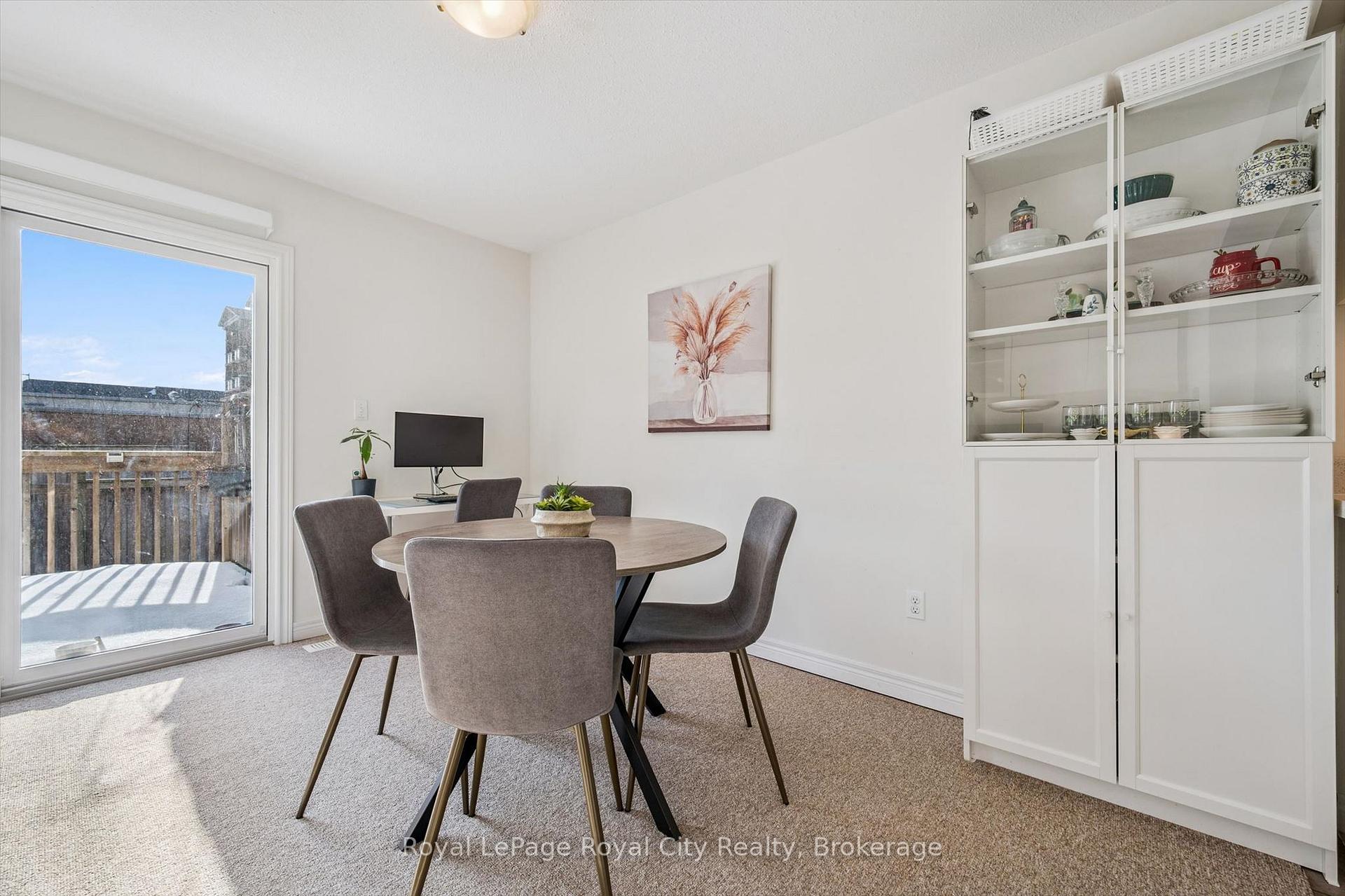 Photo 7 of Unit 6, 361 Arkell Road, Guelph, Pineridge/Westminster Woods — HOMEH